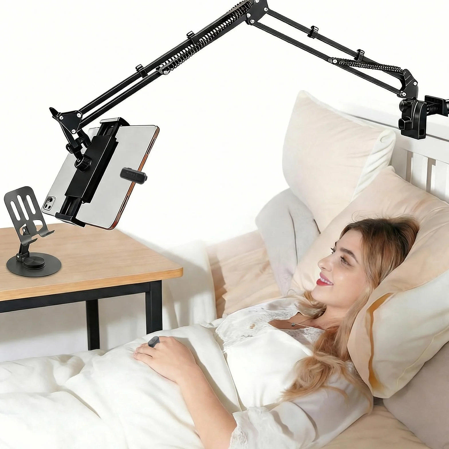 KingYH Support Réglable pour Tablette Lit avec Télécommande Kindle et Support Rotatif à 360° pour Téléphone Portable pour Kindle Paperwhite/Kobo/Pocketbook 4,7–12,9 Pouces Cadeaux pour Les Lecteurs