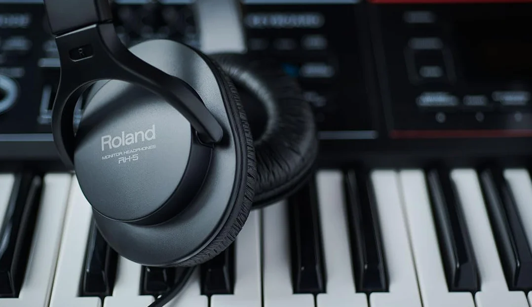 Roland Casque RH-5, pour Le Monitoring, Conception fermée pour Une écoute sans Distraction