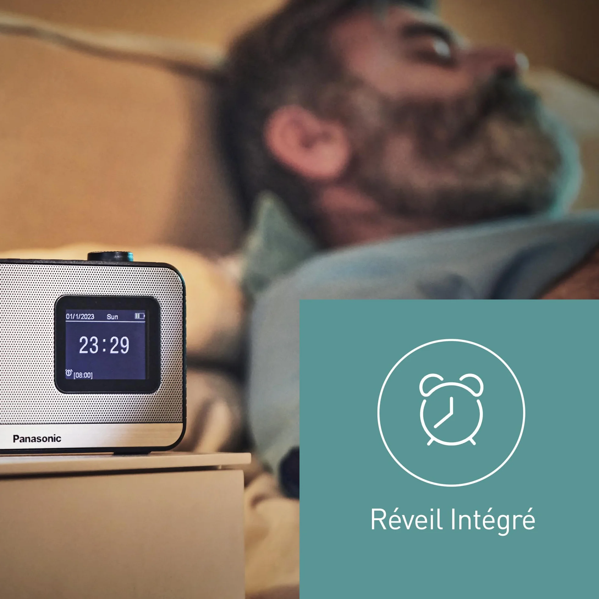 Panasonic RF-D15EG-K, Radio Numérique Portable Dab+/FM, Bluetooth, Écran LCD TFT 2,4", Haut-Parleur 3W 5cm, 4 Boutons de Présélection, Alimentation Piles et Secteur, Veille, Alarme, Horloge, Noir.