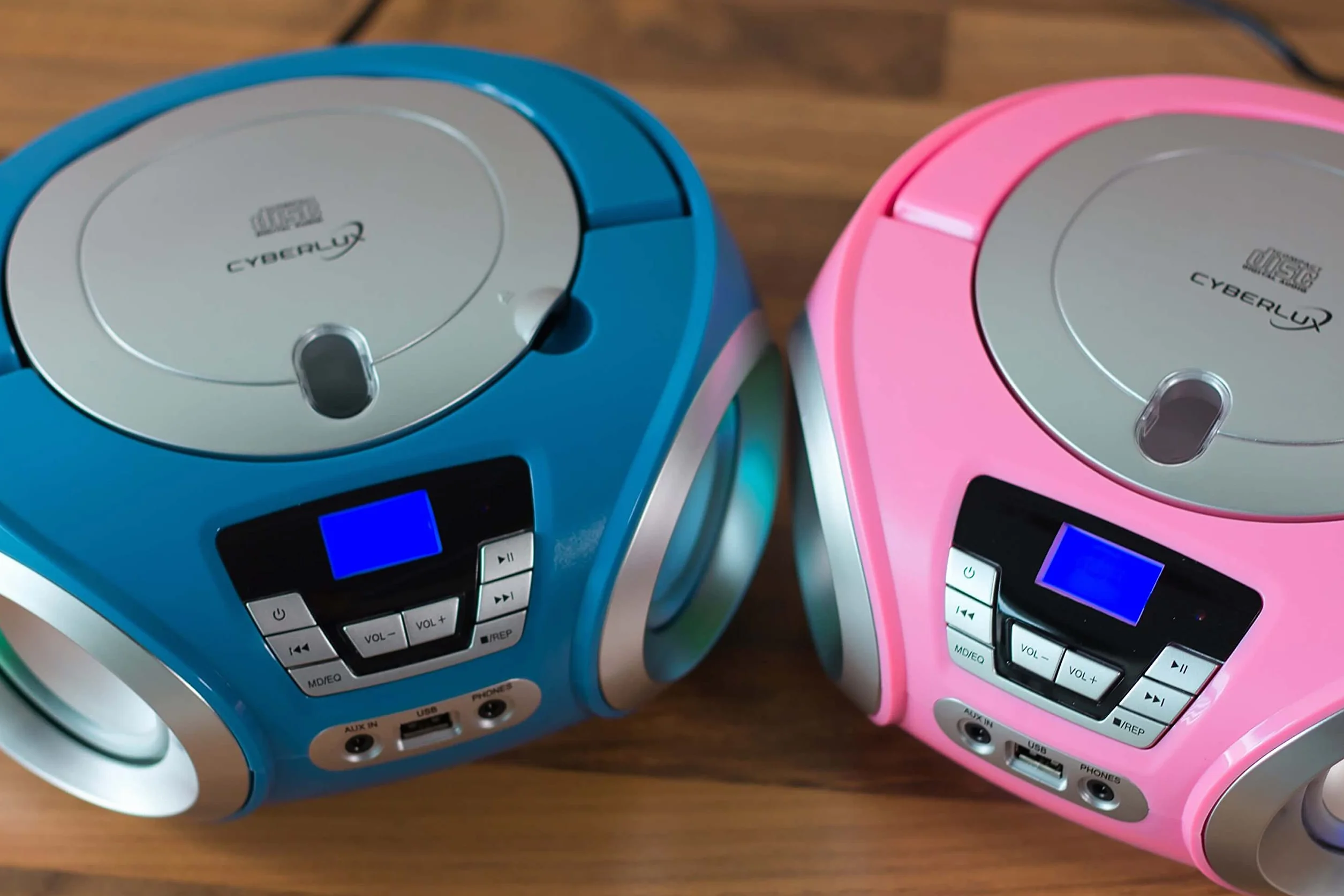 Lecteur CD portable avec radio FM, éclairage LED et USB, prise casque, Aux In - Pretty Kitty Pink