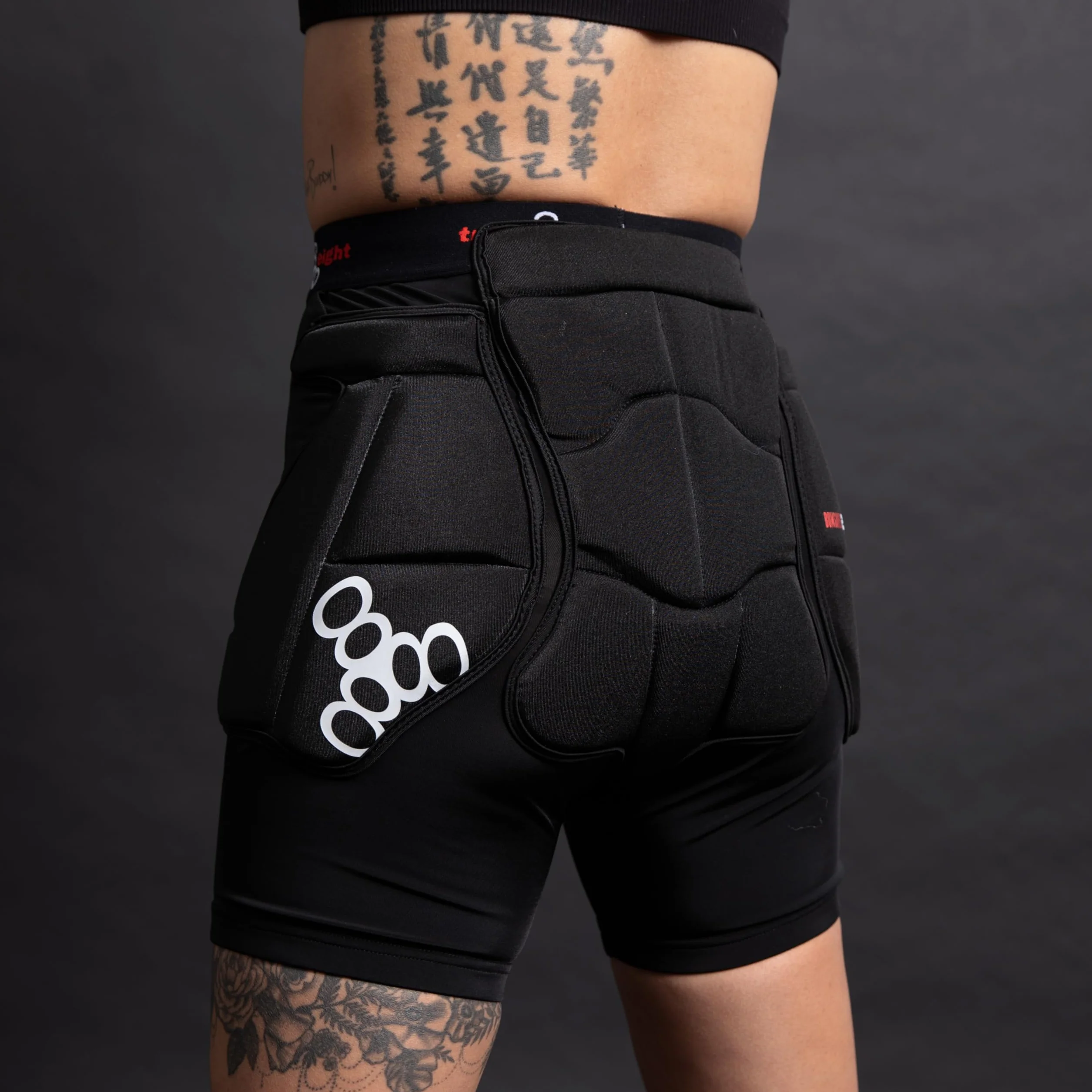 Triple Eight Bumsaver 2 Padded Shorts for Skateboarding Snowboarding Skiing