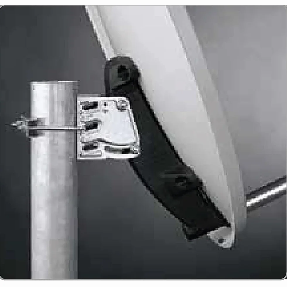 Metronic 498150 Kit parabole acier 60cm + Tête de parabole LNB universelle - EURASIS - Blanc