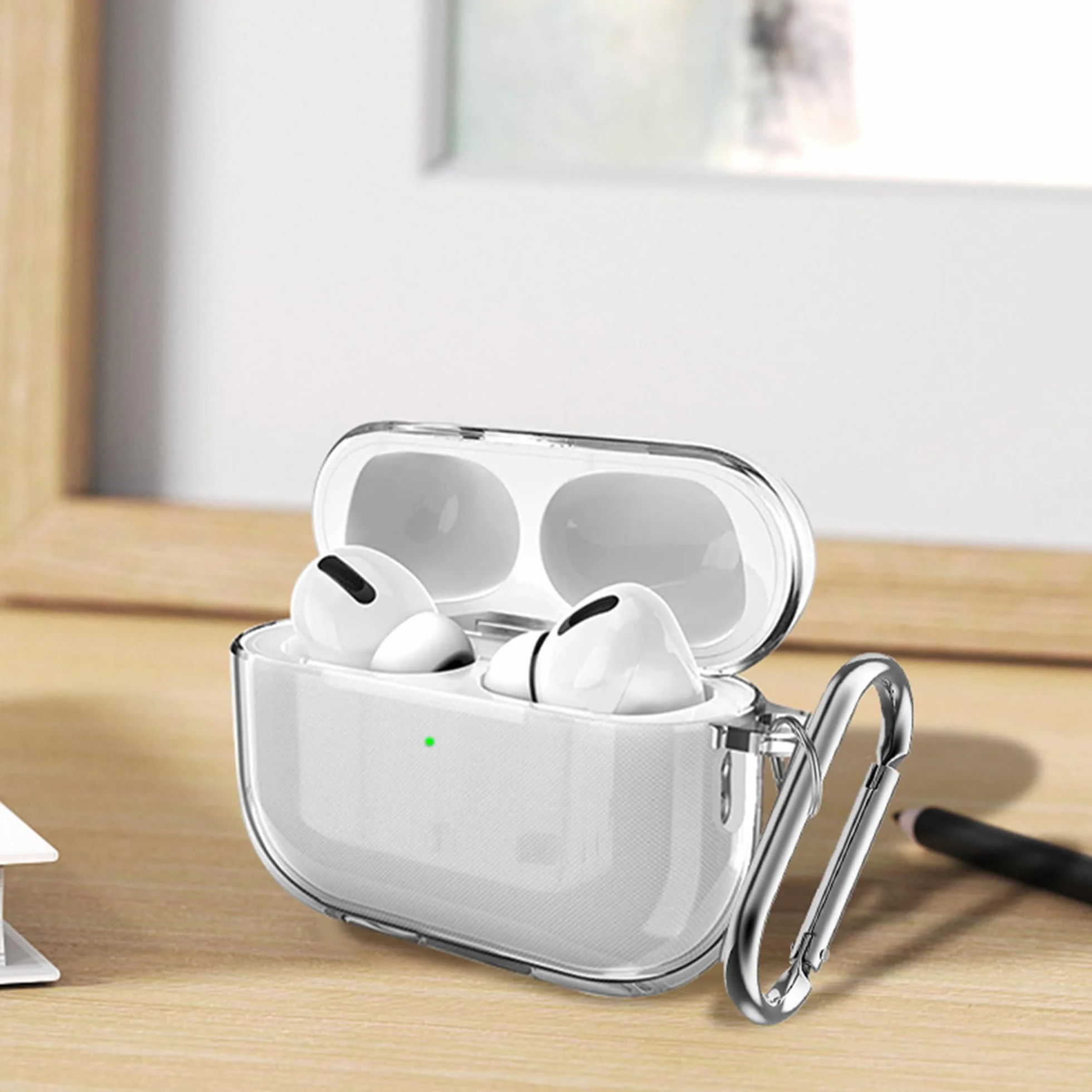 Fitudoos Compatible avec AirPods Pro 3 Coque,Témoin LED Visible,en TPU Coque Protection Antichoc,avec Porte-clés et Stylo de Nettoyage.(Transparent)