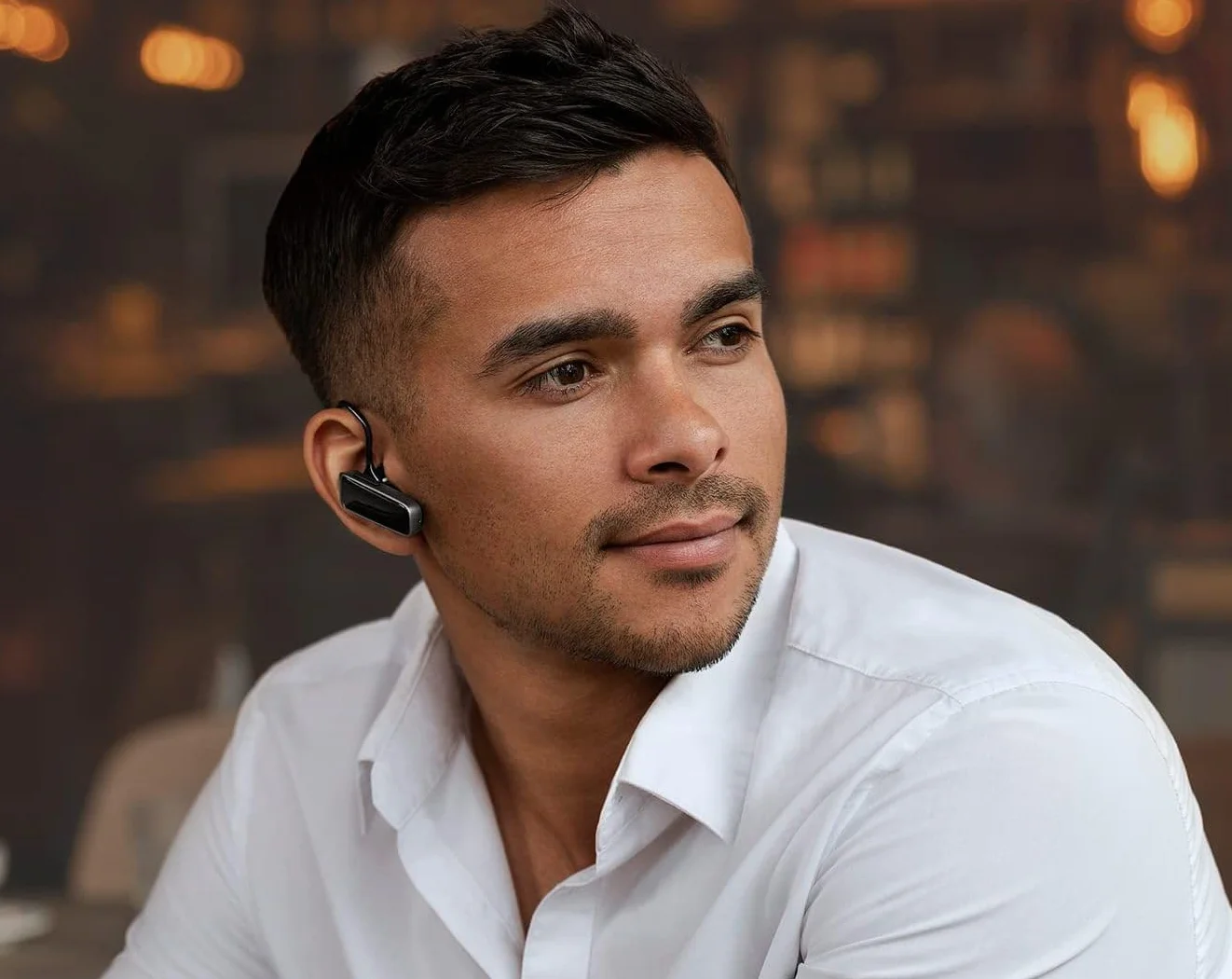 Jabra Talk 25 SE Micro-Casque Mono sans Fil - Technologie Bluetooth, Microphone intégré, Streaming média, jusqu'à 9 Heures d'autonomie en Conversation - Noir