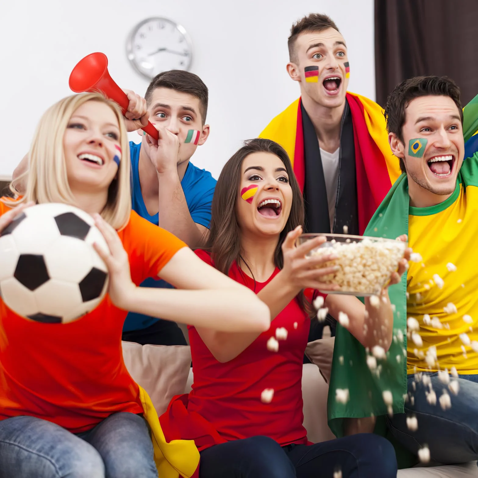 BESPORTBLE Lot de 10 trompettes de soutien pour enfants, Klaxon de stade bruyant, Mini corne de football, Accessoires de fête