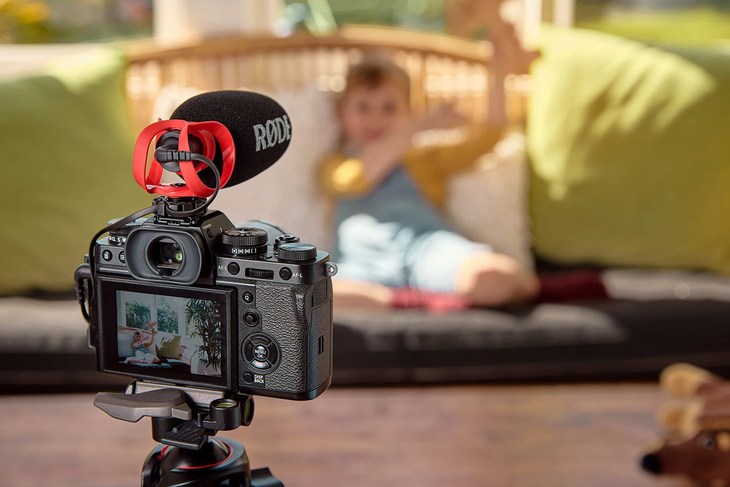 RØDE VideoMicro II Micro-canon ultra-compact sur caméra pour enregistrement audio de haute qualité avec un appareil photo ou un appareil mobile
