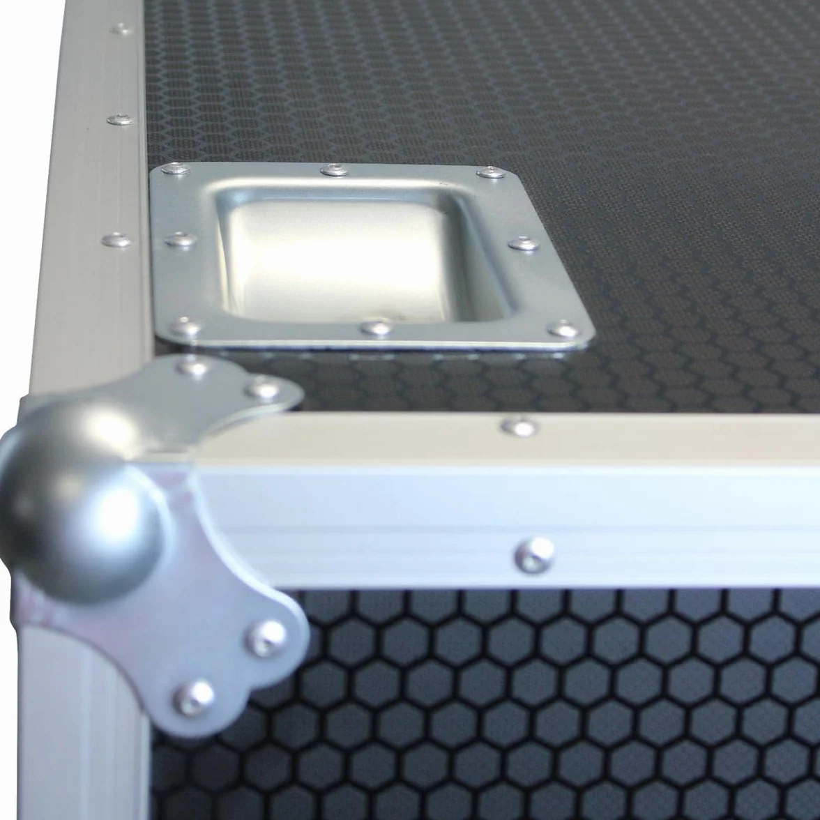 KIMEX Flight Case pour deux écrans TV 65"-75" sur roulettes