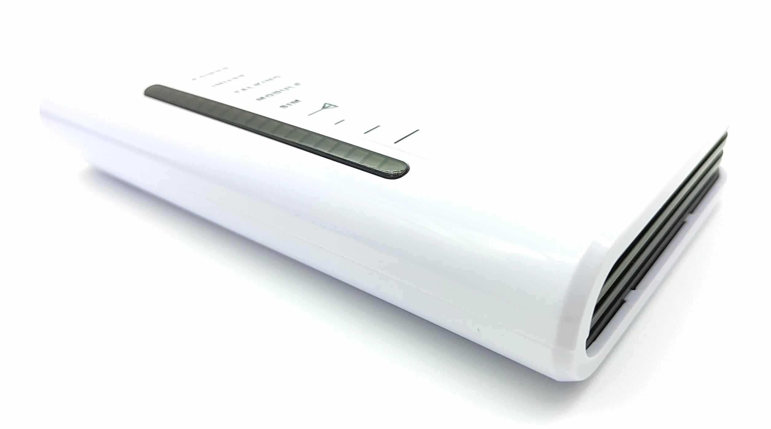 FCT-600 Passerelle GSM 4G Volte – Convertisseur Ligne Fixe vers Mobile pour Ascenseurs, PABX et Zones sans Ligne Filaire – Batterie de Secours Incluse