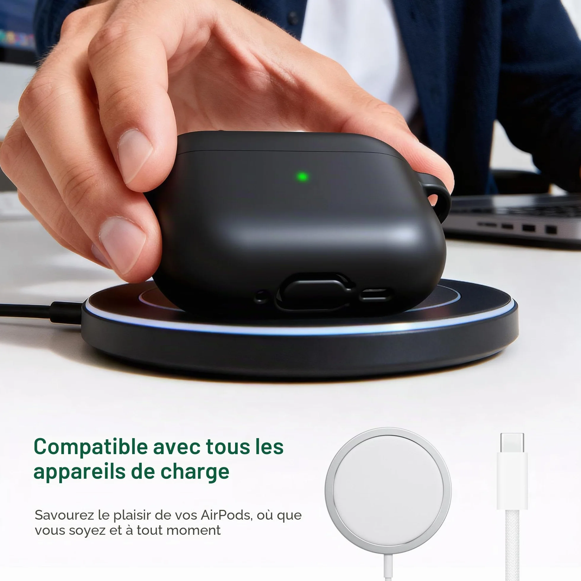 Coque AirPods Pro 3 Silicone Souple Protection Apple AirPods Pro 3e génération Noir avec Kit de Nettoyage Porte-clés