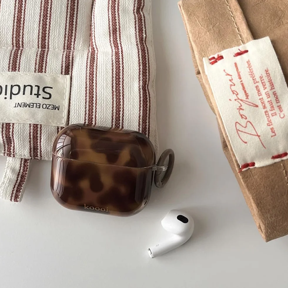 Coque AirPods 4 Génération Antichoc Kit Nettoyage Ambre Motif Brown Design Aesthetic
