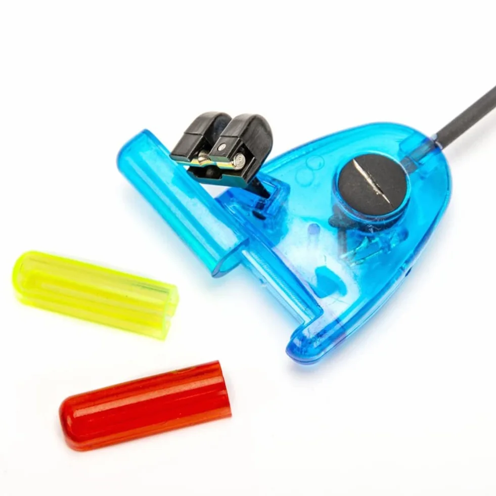 Lot de 4 détecteurs de touche de pêche LED avec étui à fermeture éclair pour pêche à la carpe