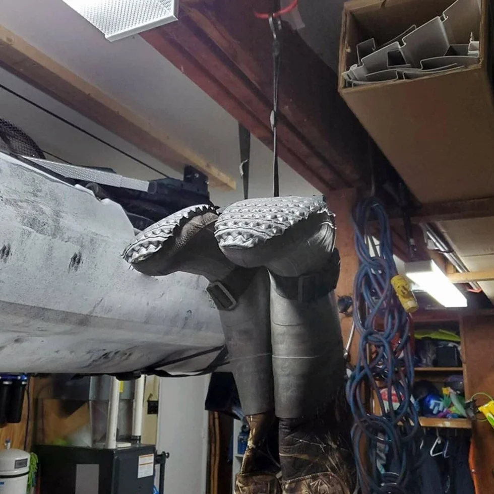 DONGKER Lot de 2 cintres pour bottes de pêche, cuissardes réglables avec crochet pivotant 360°