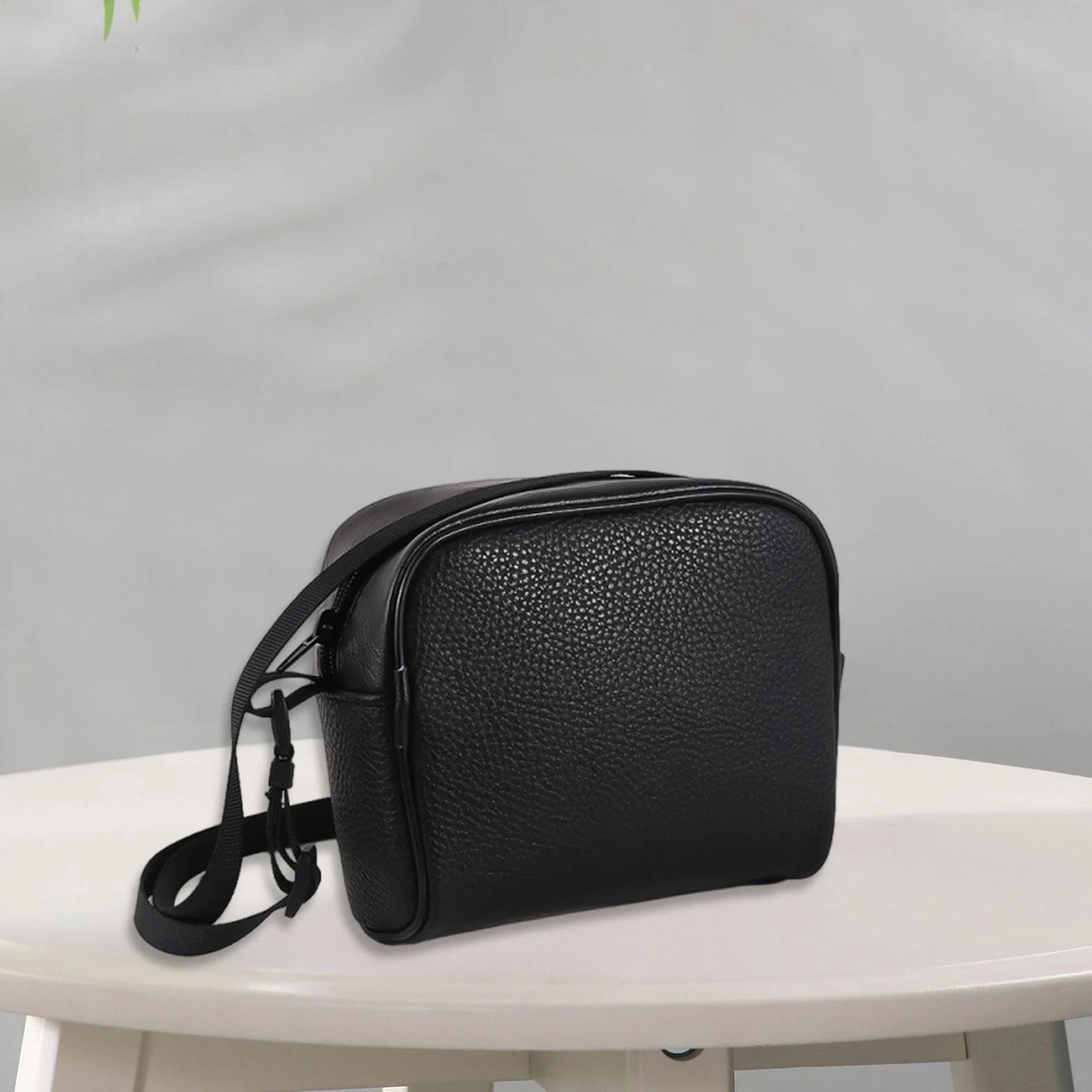 Étui de Rangement pour Jumelles, Accessoire Portable en Cuir PU résistant, Fermeture éclair Fluide, Indispensable pour Les Professionnels.