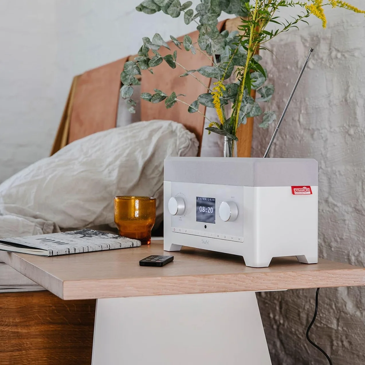 Teufel Radio 3Sixty Enceinte Radio Internet, WiFi et Bluetooth, FM/Dab+, Son à 360 degrés avec subwoofer intégré (Blanc)