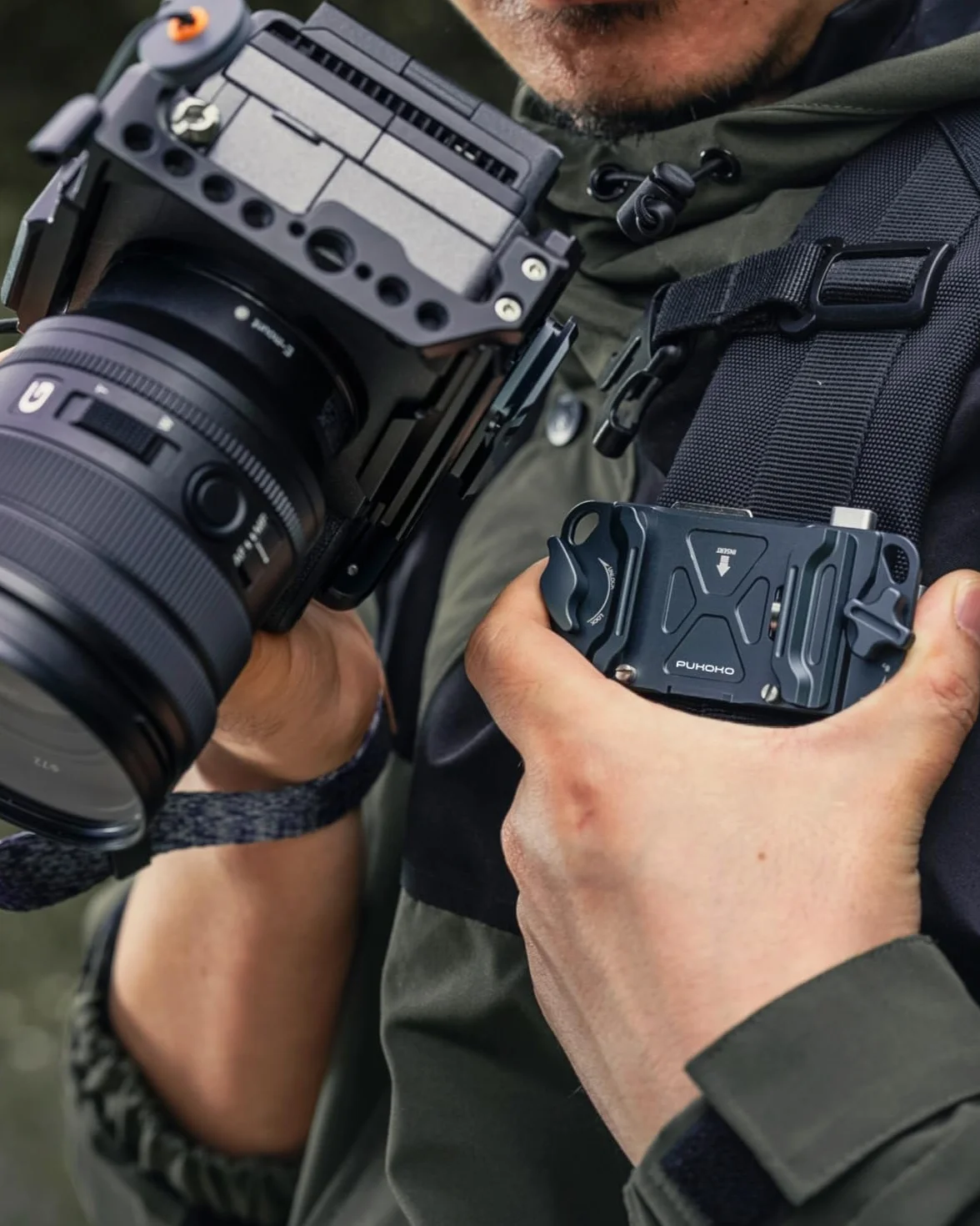 Pince d'Appareil Photo, Pince de Sac a Dos d'Appareil Photo,Système de Montage Rapide avec Trou de Vis de 1/4'', Compatible avec DSLR、Caméra de Sport