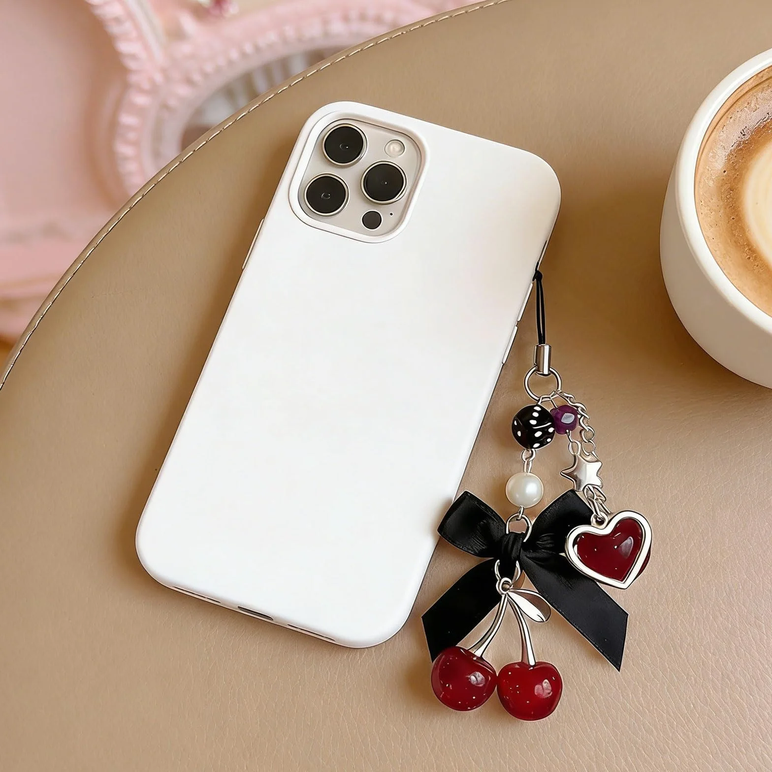 Kurze Handykette avec Charme Cerise – Breloque de téléphone Mignon en Noir comme chaîne Courte décorative pour Smartphone et clés