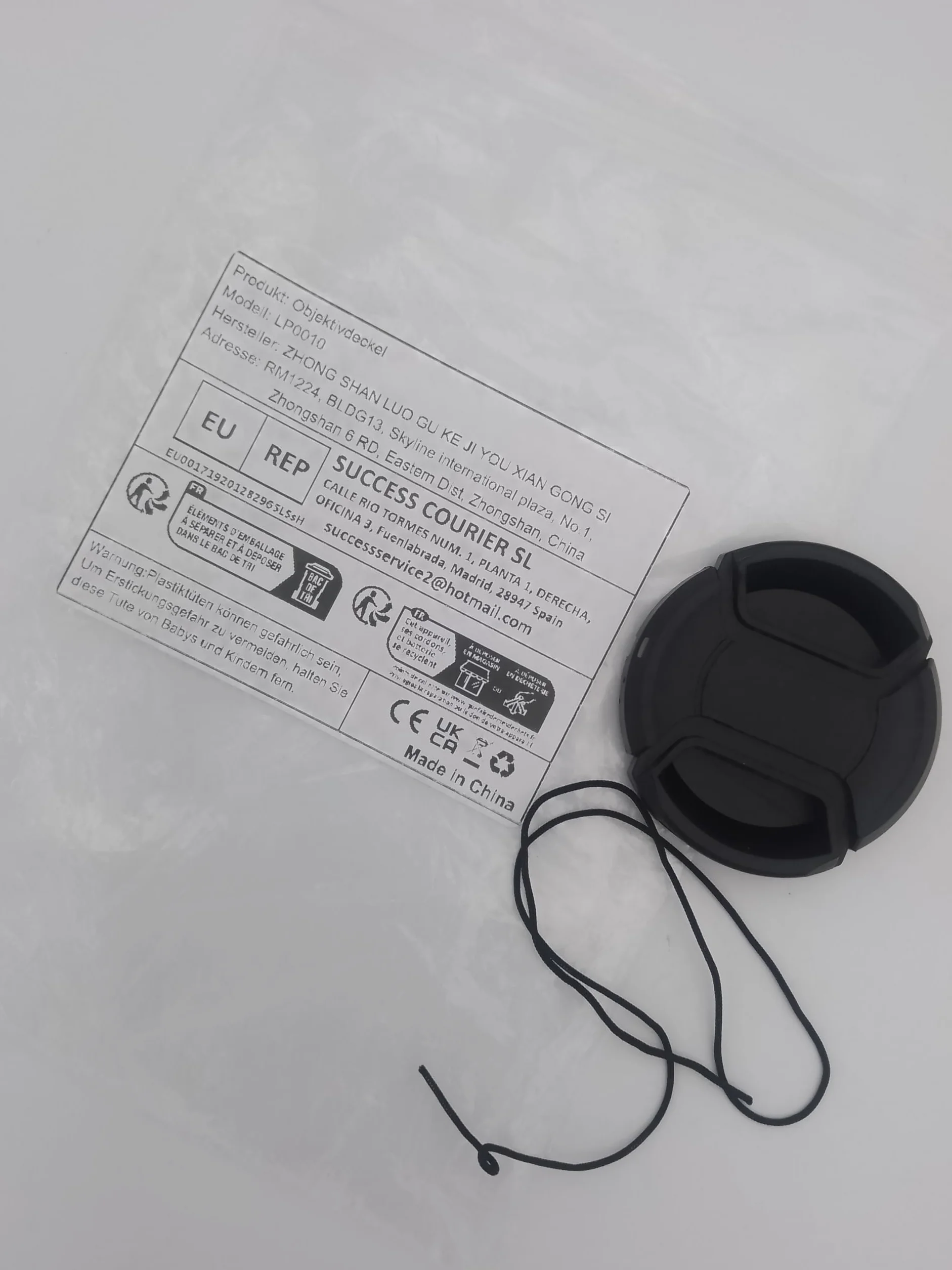 Camera Lens Cap, Ø 46 mm in Diameter, Clip Protection Cap, Compatible with Nikon, Canon, Sony, Sigma, Tamron, Olympus, Fujifilm, Universal Camera Cover