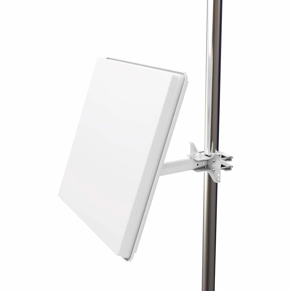 Selfsat H50D2 Antenne parabole plate 1 satellite 2 sorties