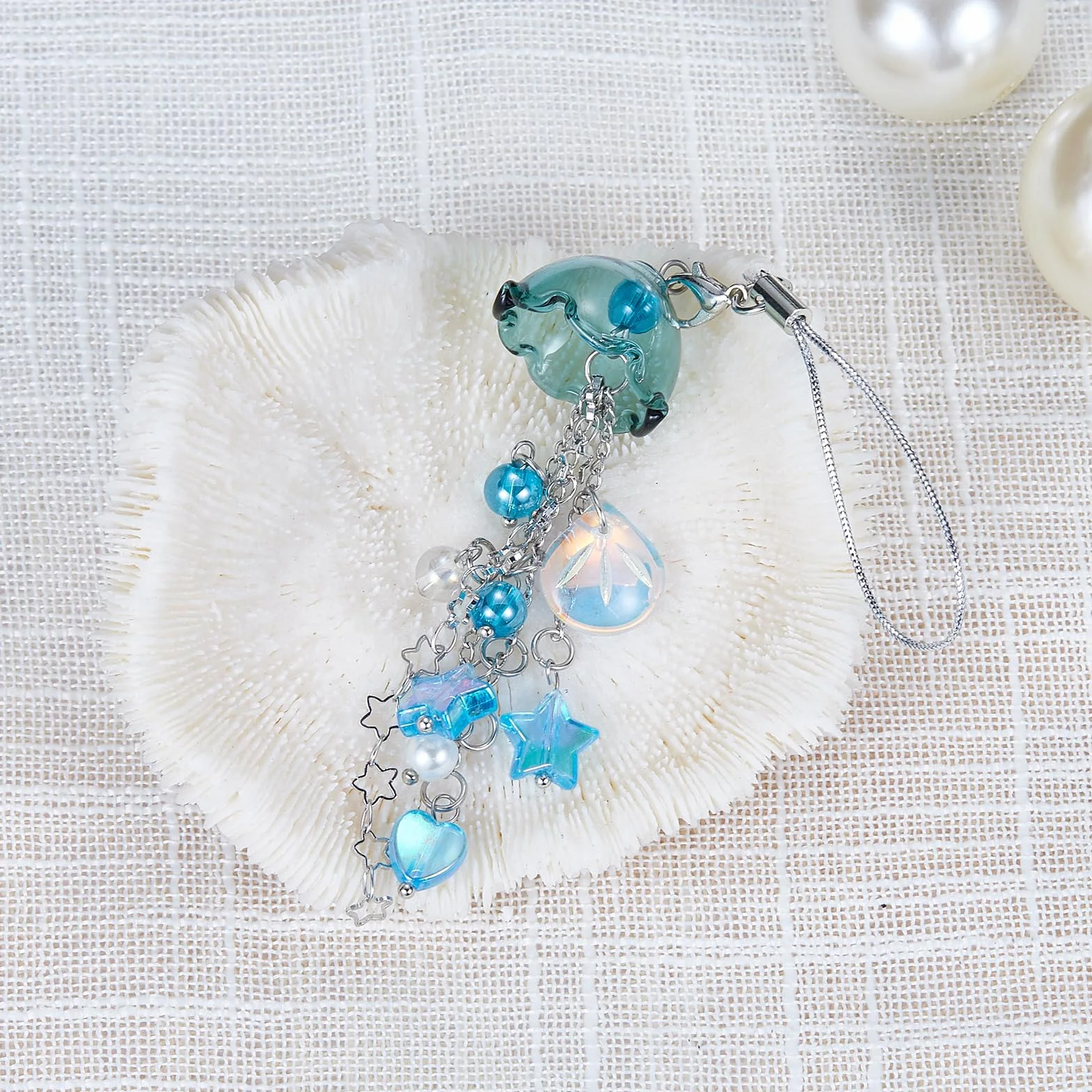 BEEFLYING Breloque Telephone Carillon à Vent Bleu, Bijoux Méduse Kawaii Pendentif Franges pour Étuis Téléphone Sac Porte-clés