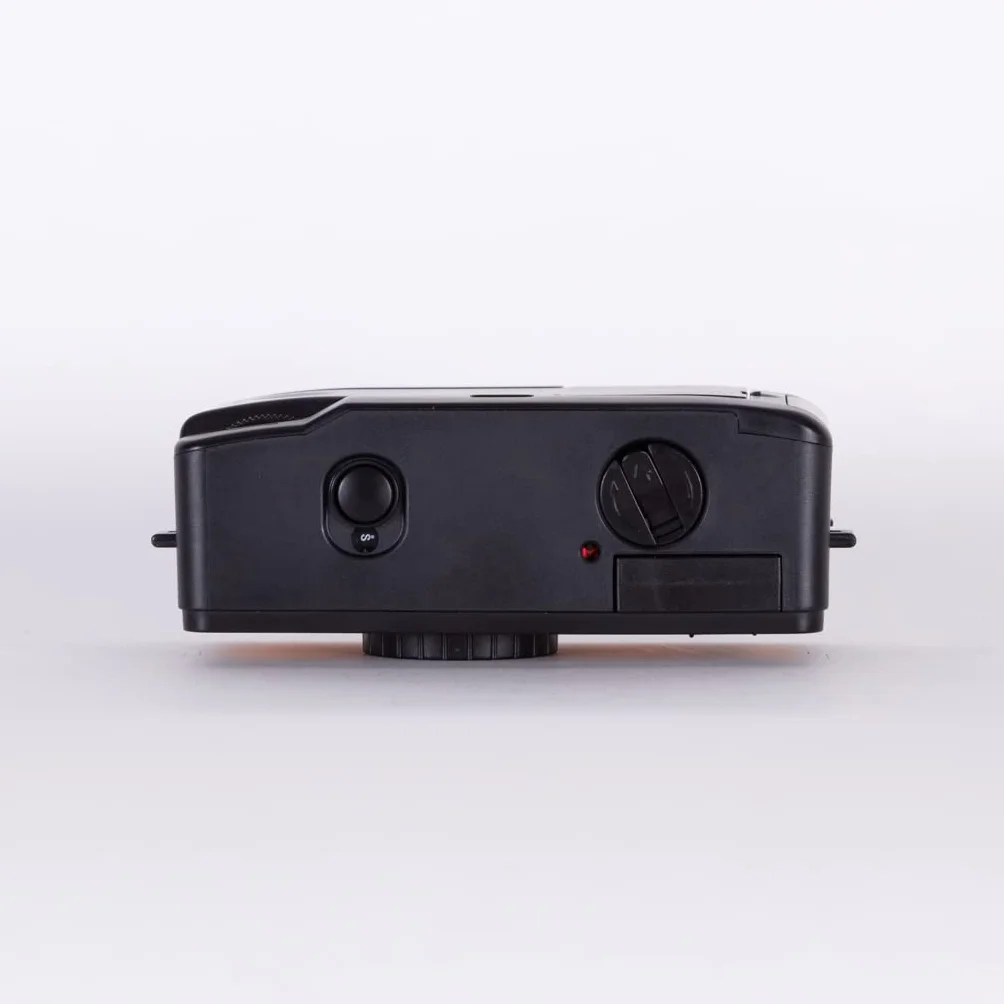 Kodak i60 Appareil Photo réutilisable 35 mm – Style rétro, sans Mise au Point, Flash intégré, Appuyez et Flash Pop-up (Jaune)