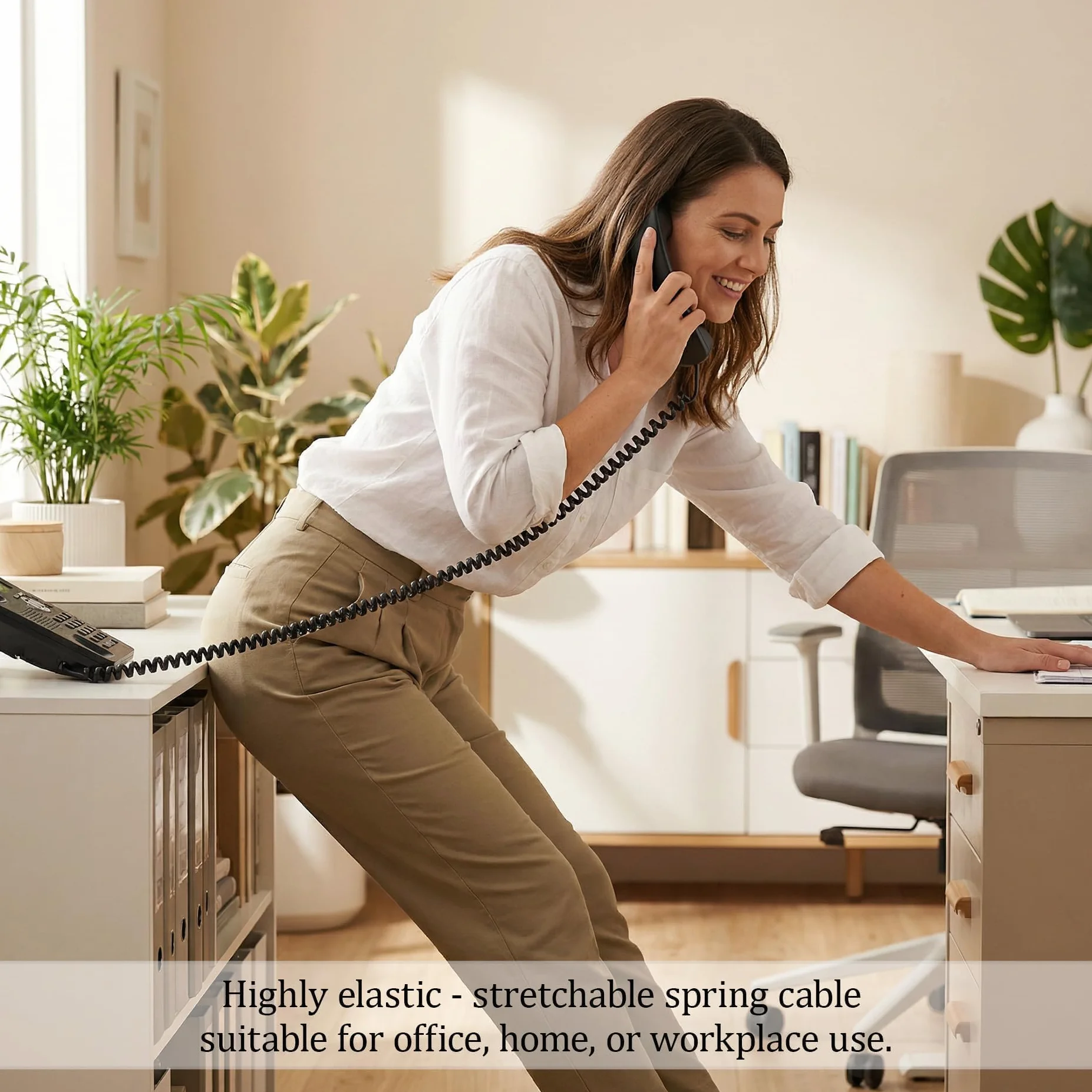 5M Câble téléphonique RJ10 incurvé à ressort en spirale pour combiné téléphonique 5m pour combiné Téléphonique Compatible avec AT&T, Cisco, NEC, ROLM, ITT, TI Téléphones Fixes (Noir)