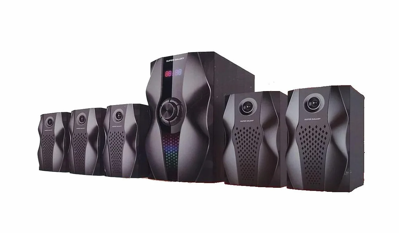 Home Cinéma 5.1 Bluetooth USB FM Radio AUX Entrée SD Card Télécommande 50W