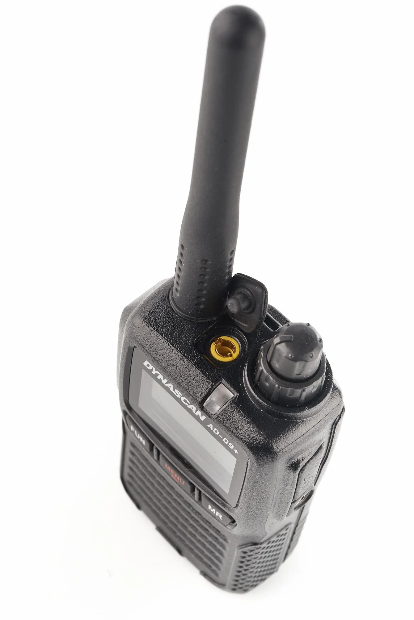 Dynascan AD-09+ Plus Pack de 2 Talkies-Walkies PMR446 avec Mallette Professionnelle – Ultra-Compact, Châssis Aluminium, 16 Canaux, Recharge USB, Oreillettes Incluses