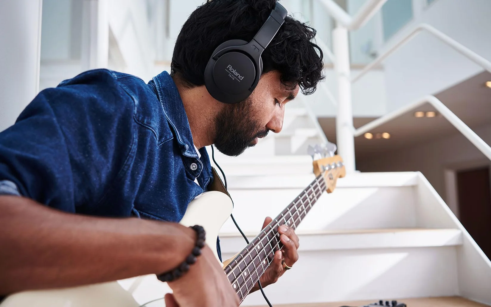Roland Casque RH-5, pour Le Monitoring, Conception fermée pour Une écoute sans Distraction