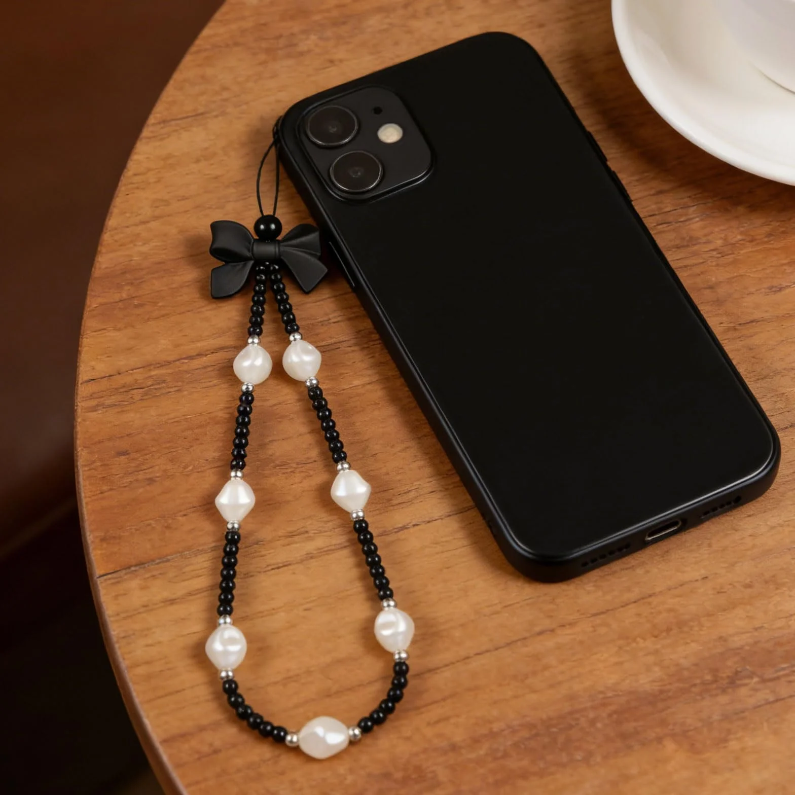 Perlen-Handykette Kurz mit Schleife - Bracelet de téléphone perlé avec nœud Papillon pour Smartphone