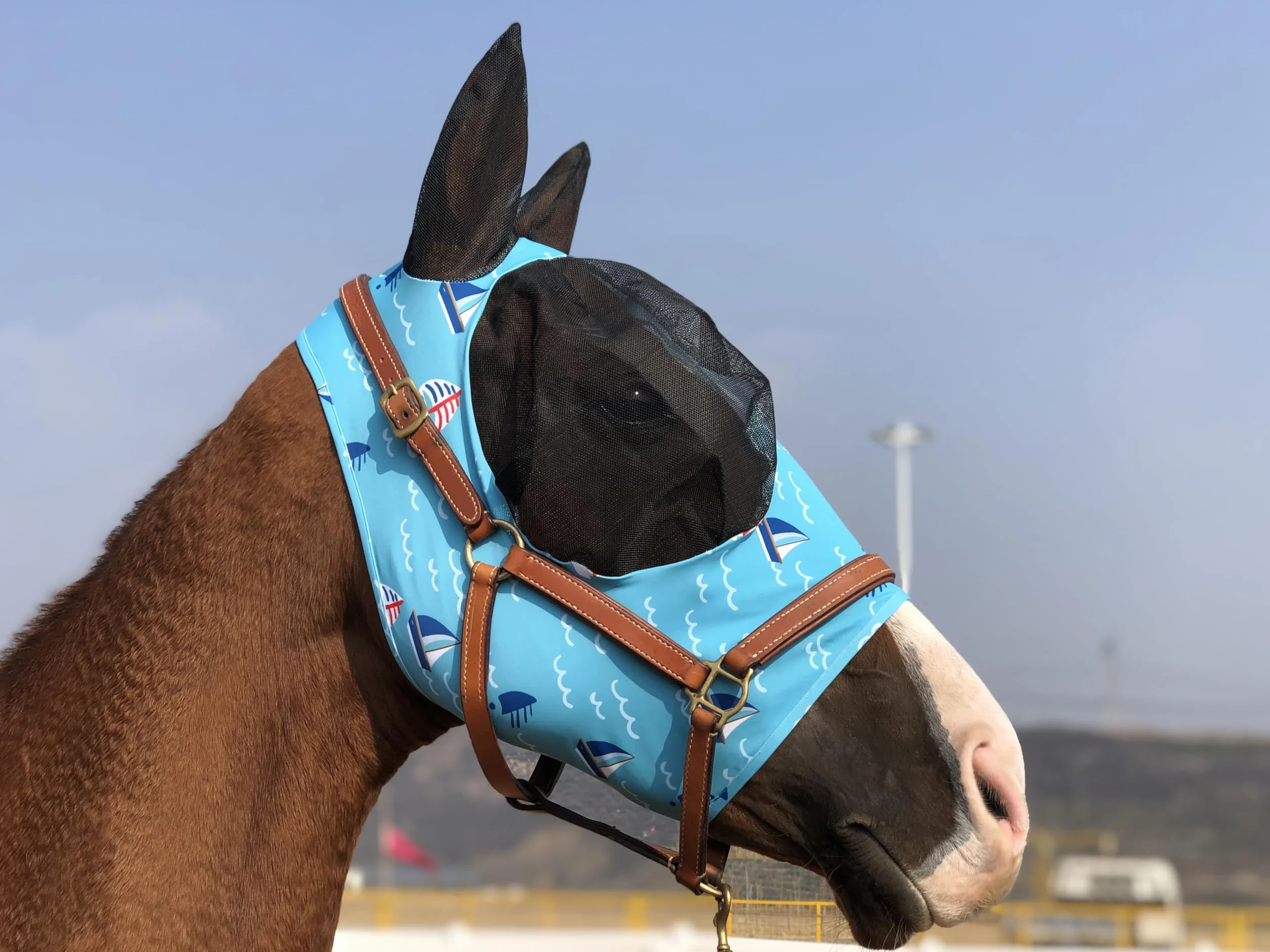 Masque anti-mouches Super Fit pour chevaux bleu ciel taille L