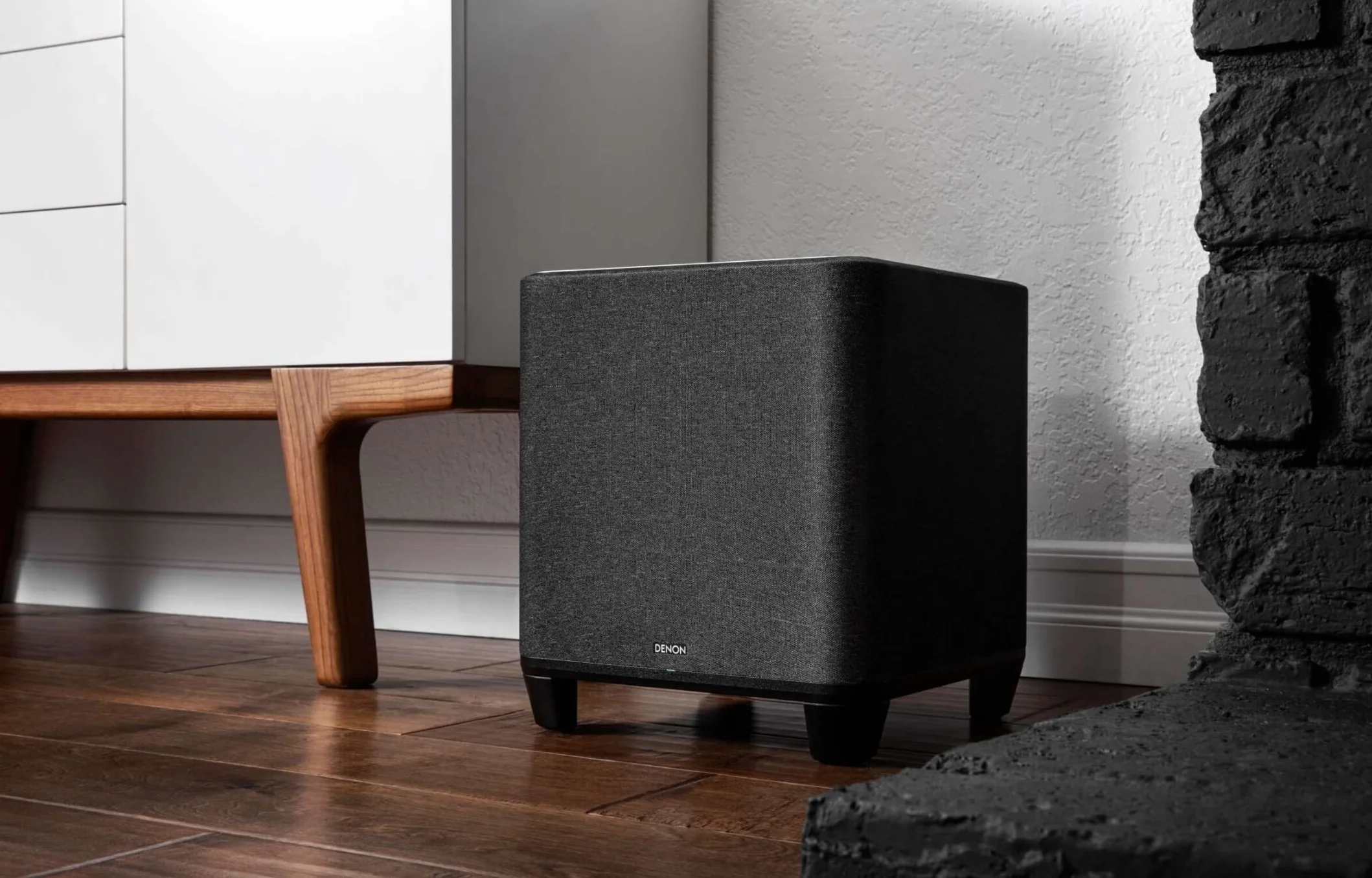 Denon Home Caisson de Basses sans Fil avec HEOS Intégré, Amplificateur Classe D Haute Performance, Woofer 8 Pouces pour Home Cinéma et Musique - Noir