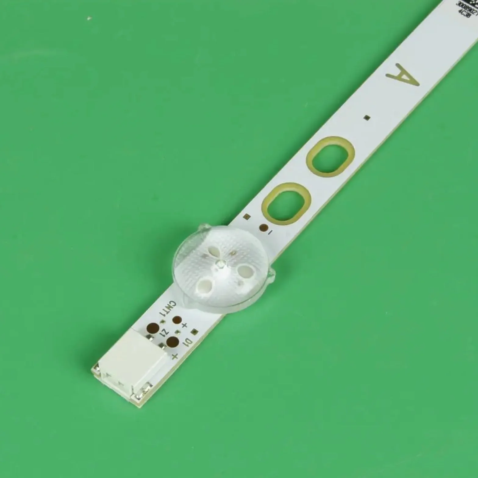 Kit 3 Pièces 745mm LED Bande Rétro-éclairage pour LG Vestel Bush DLED40287FHD