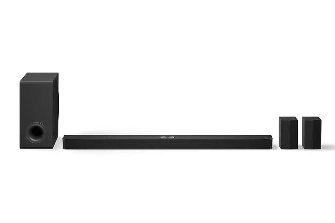 LG S90TR Barre de Son 7.1.3 670W Dolby Atmos DTS:X Hi-Res Audio 13 Haut-Parleurs WOW Synergie
