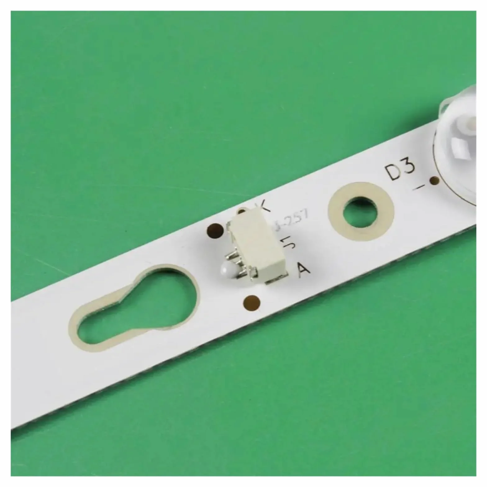 Bande de rétro-éclairage LED, 5 Lampes adaptées for TCL 32s5300 32s6500 32s6500s MI 32 "TV LCD L32M5-AZ for TCL32D05-ZC22AG-11 LVW320CSDX 6v GIC32LB37