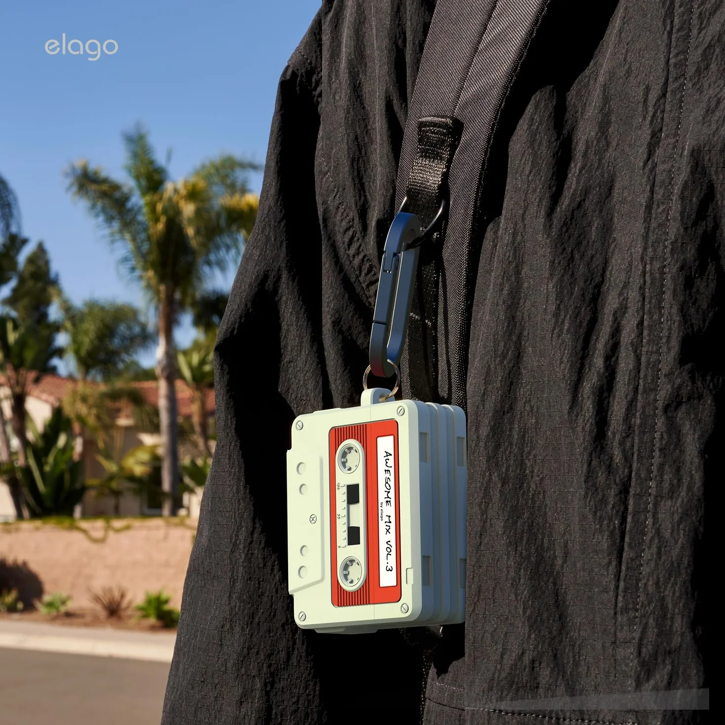 elago Coque Cassette Compatible AirPods Pro 3 Étui Protection Complète Résistante Chocs Chargement Sans Fil Mousqueton Inclus Blanc Classique