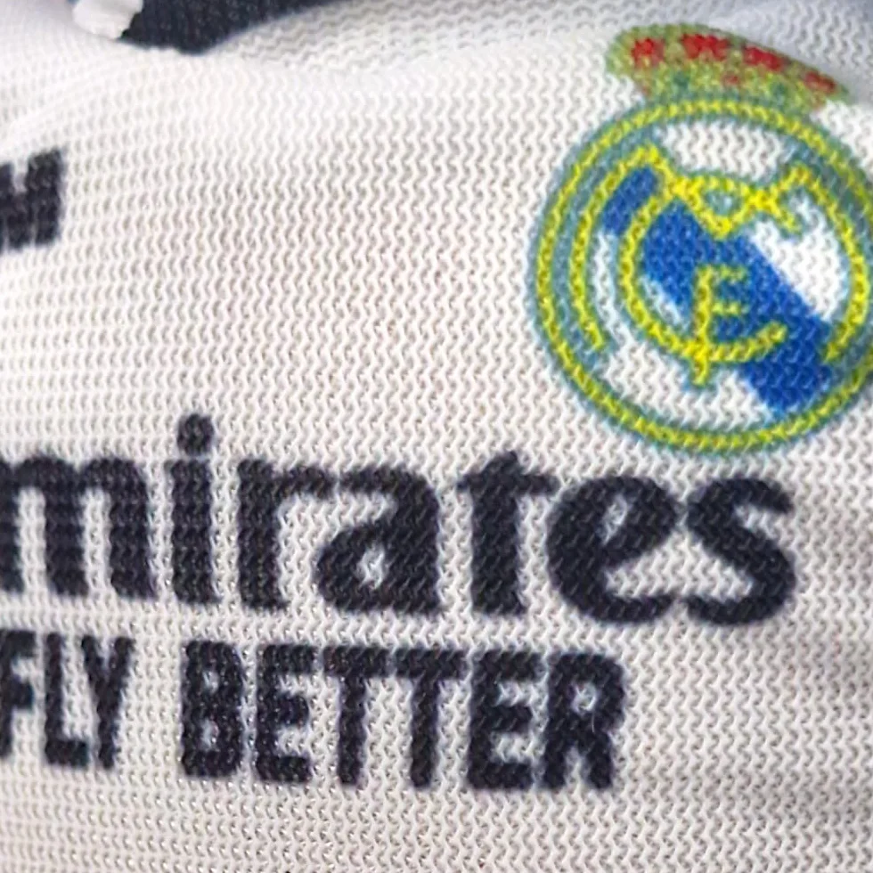 Real Madrid Peluche Officielle Mbappé Uniforme 2024/25 Fan Collection