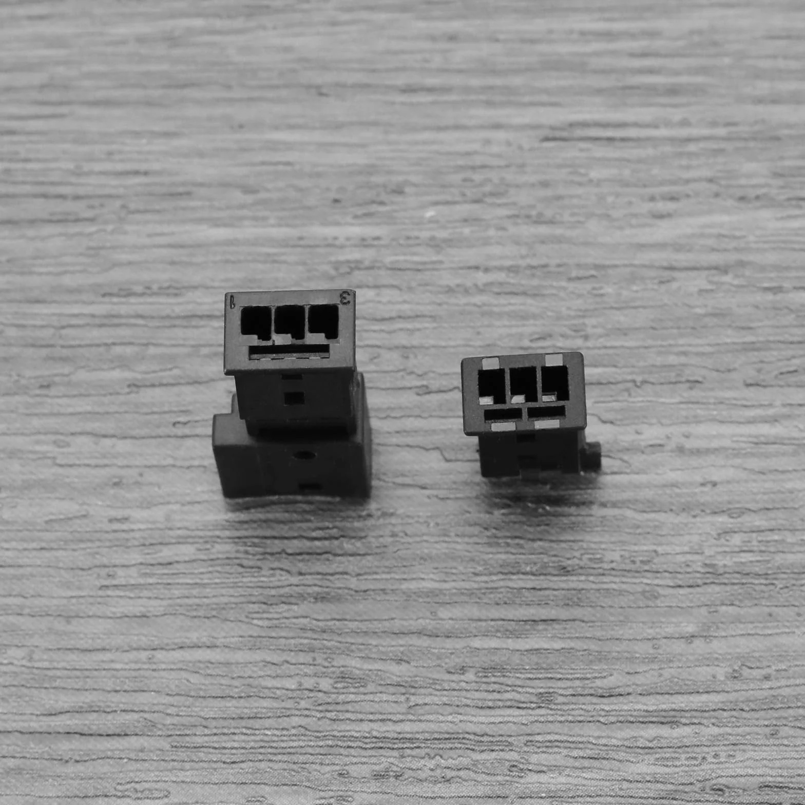 Create idea 2 Sets Fiches de Voiture à 3 Broches Connecteur Mâle/Femelle pour Haut-Parleur Automobile Composant de Capteur de Pluie 6905977 8377064 Compatible avec BMW en Plastique Métal