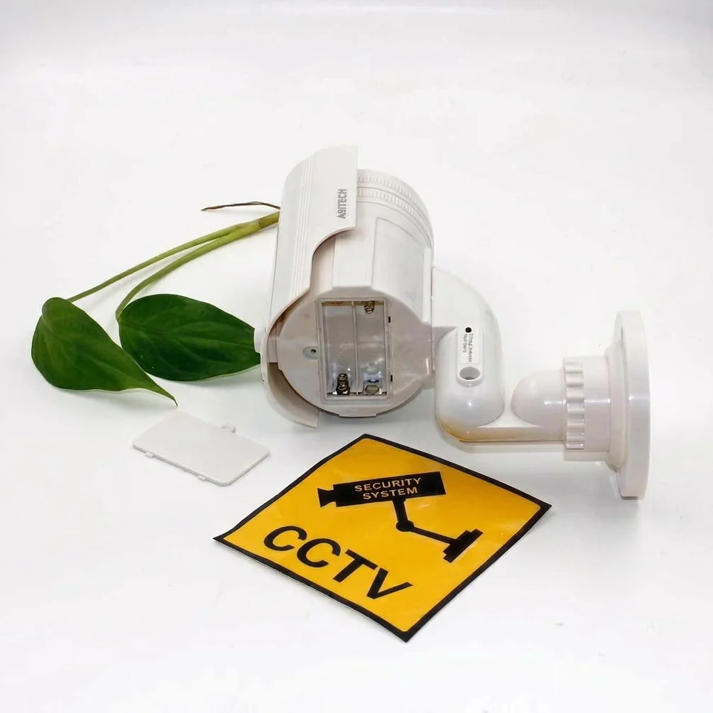 Caméra de surveillance factice avec LED clignotante dans un boîtier protégé contre les intempéries, fausse caméra de sécurité CCTV 720p pour l'intérieur et l'extérieur