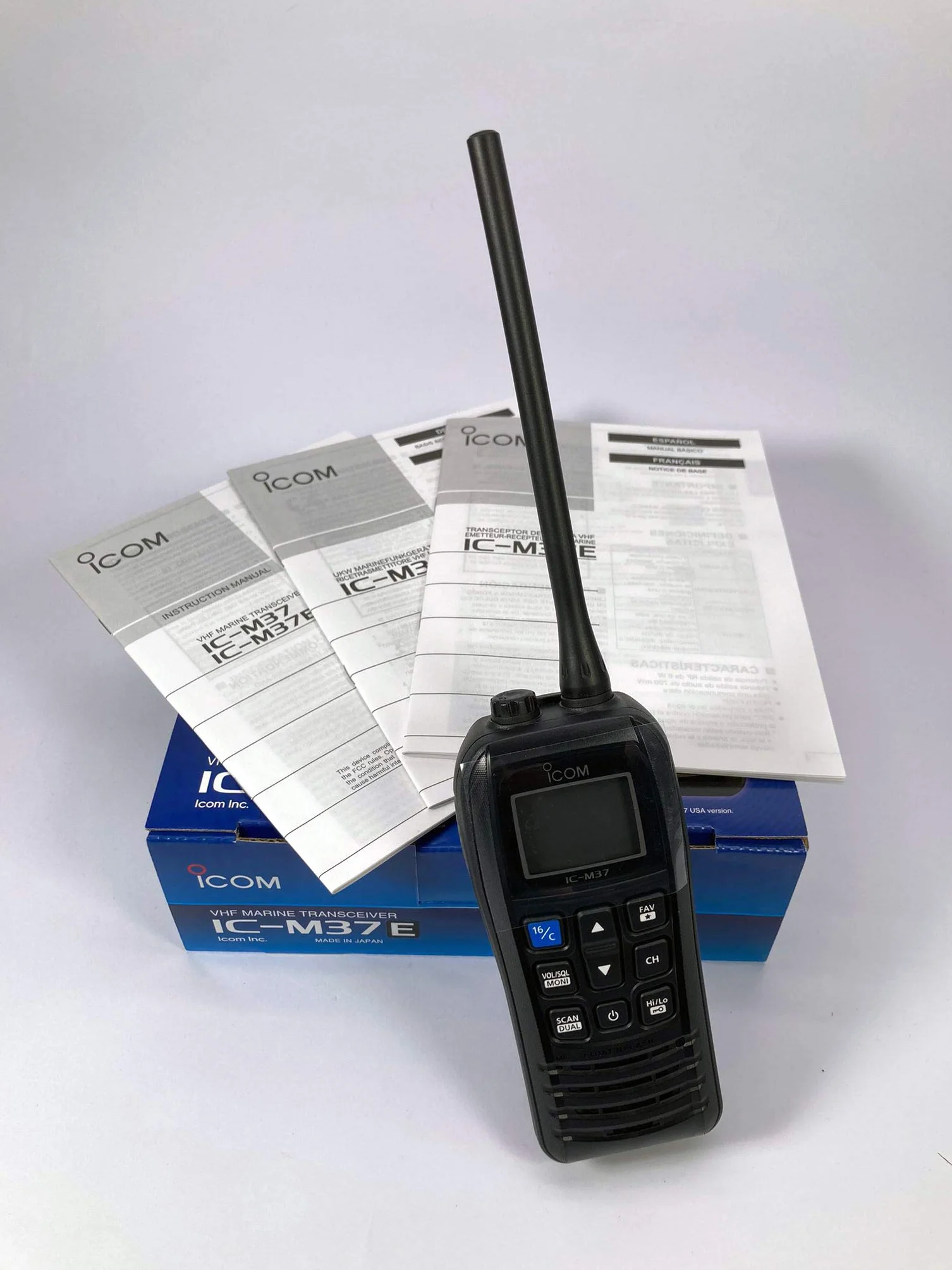 ICOM IC-M37 Récepteur VHF NAUTIQUE 6 W flottant détection lumineuse