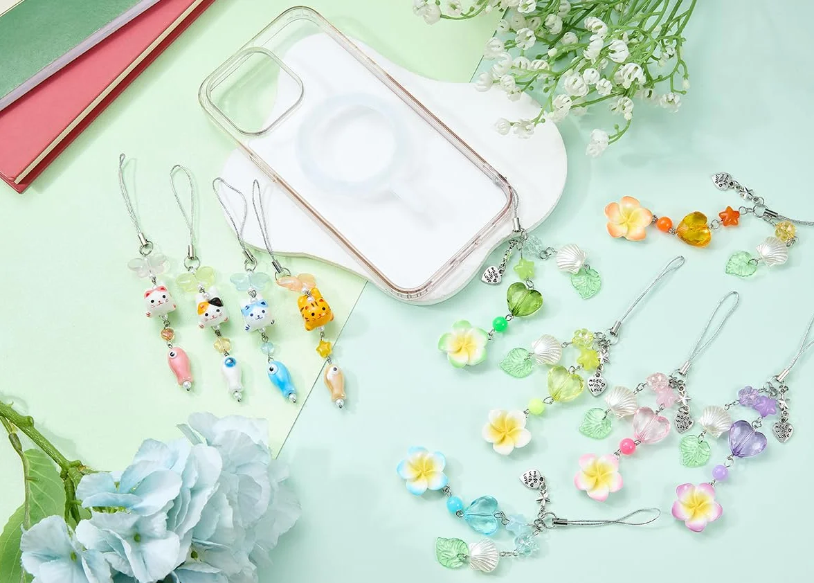 BEEFLYING Pendentif Fleur d'Hibiscus Y2K Charmes Doré en Forme de Cœur pour Téléphone Portable