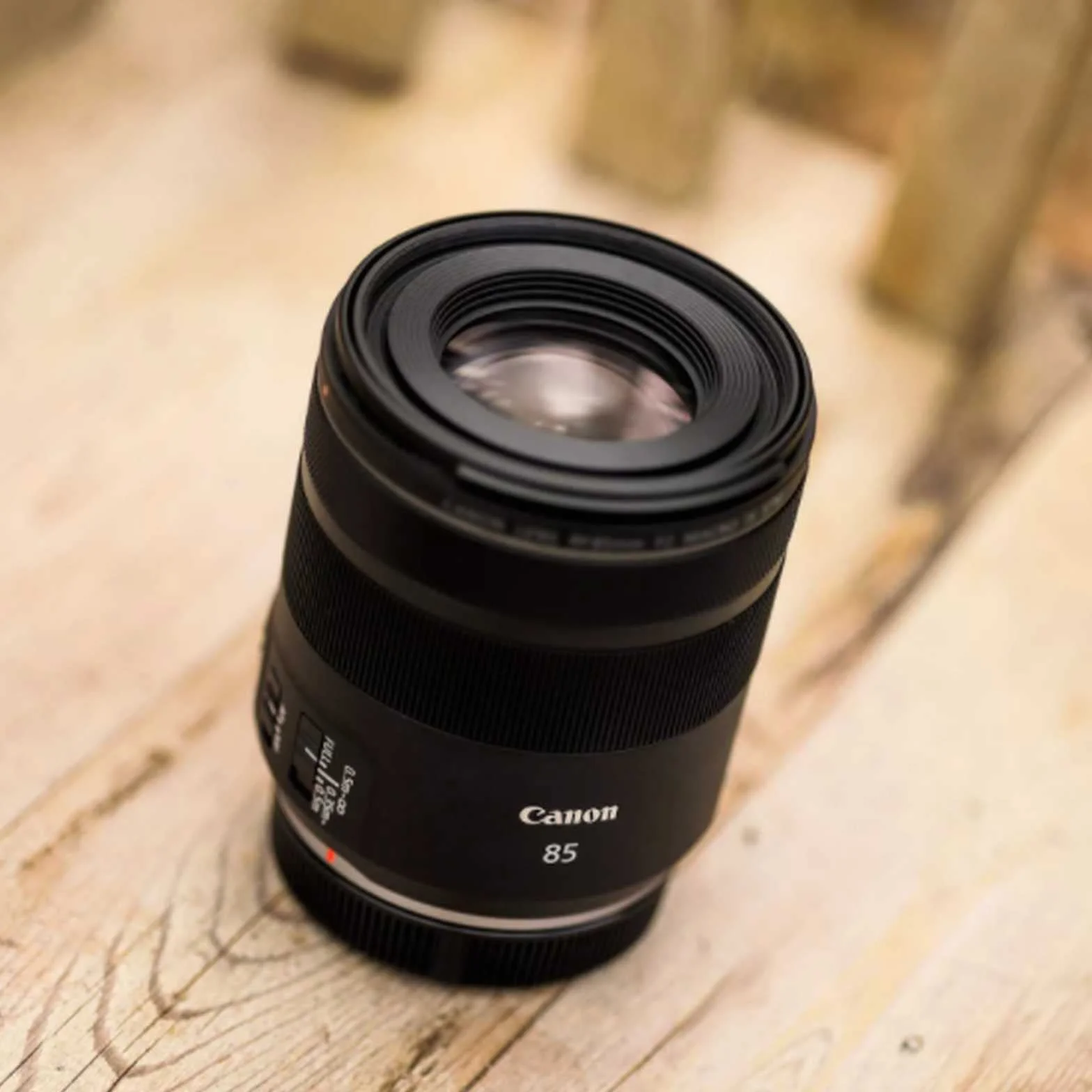 CANON Objectif RF 85mm F/2 Macro