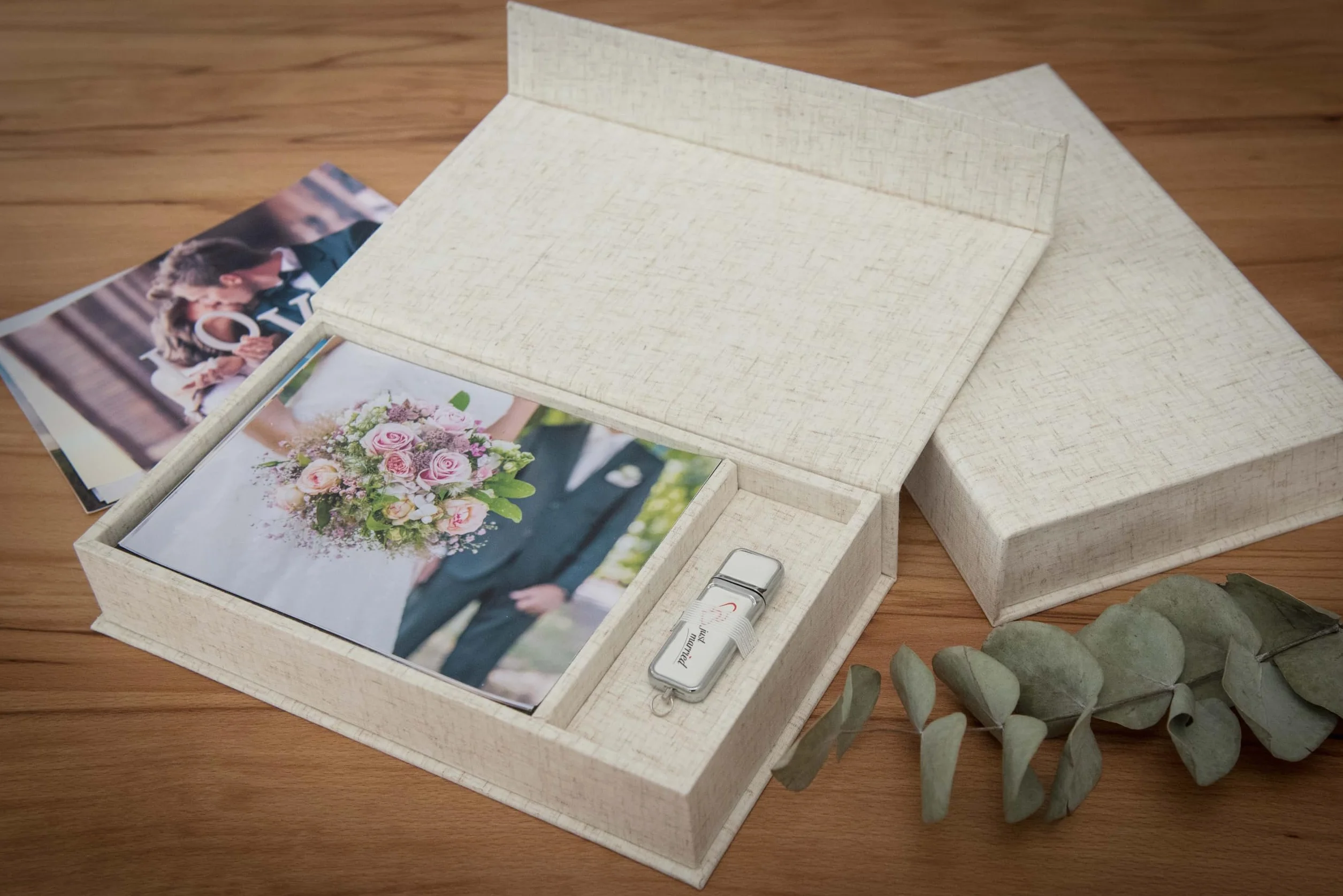Élégante boîte photo, avec fente USB, boîte cadeau, pour clés USB et tirages photo 10 x 15 cm, boîte de rangement, boîte de rangement, boîte de rangement, boîte à souvenirs, cadeau photo (naturel, 23