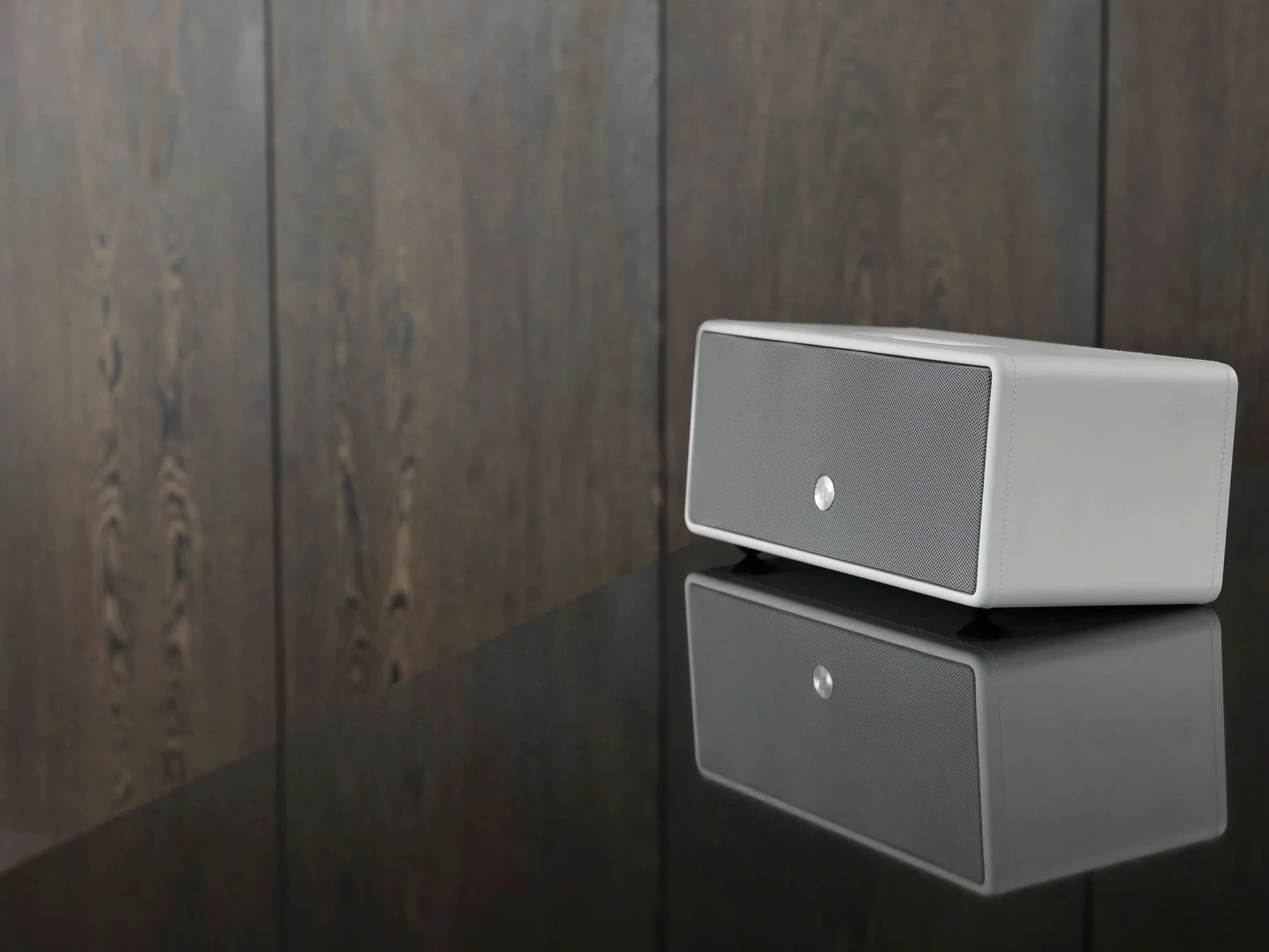 Audio Pro Drumfire-D2 - Enceinte Multiroom Ultra Puissante avec Bluetooth & WiFi - Enceinte Stéréo avec AirPlay 2, Chromecast, Spotify sans Fil - Blanc