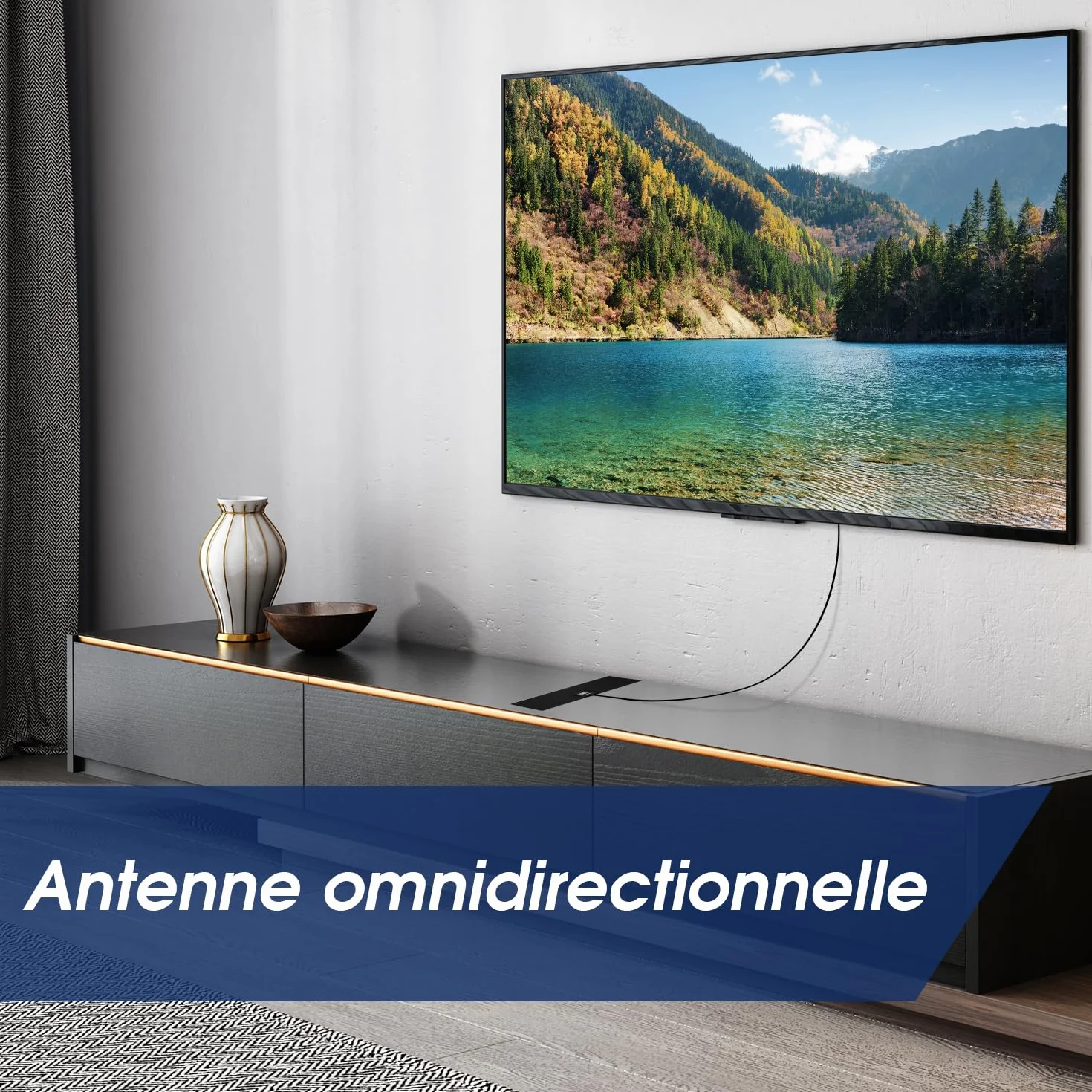 August DTA420 - Antenne TV Intérieur Puissante TNT HD – Haut Gain Extra Plate Discrète Attache Fenêtre Vitre Mural Autocollante Universelle Télévision Numérique - Noir
