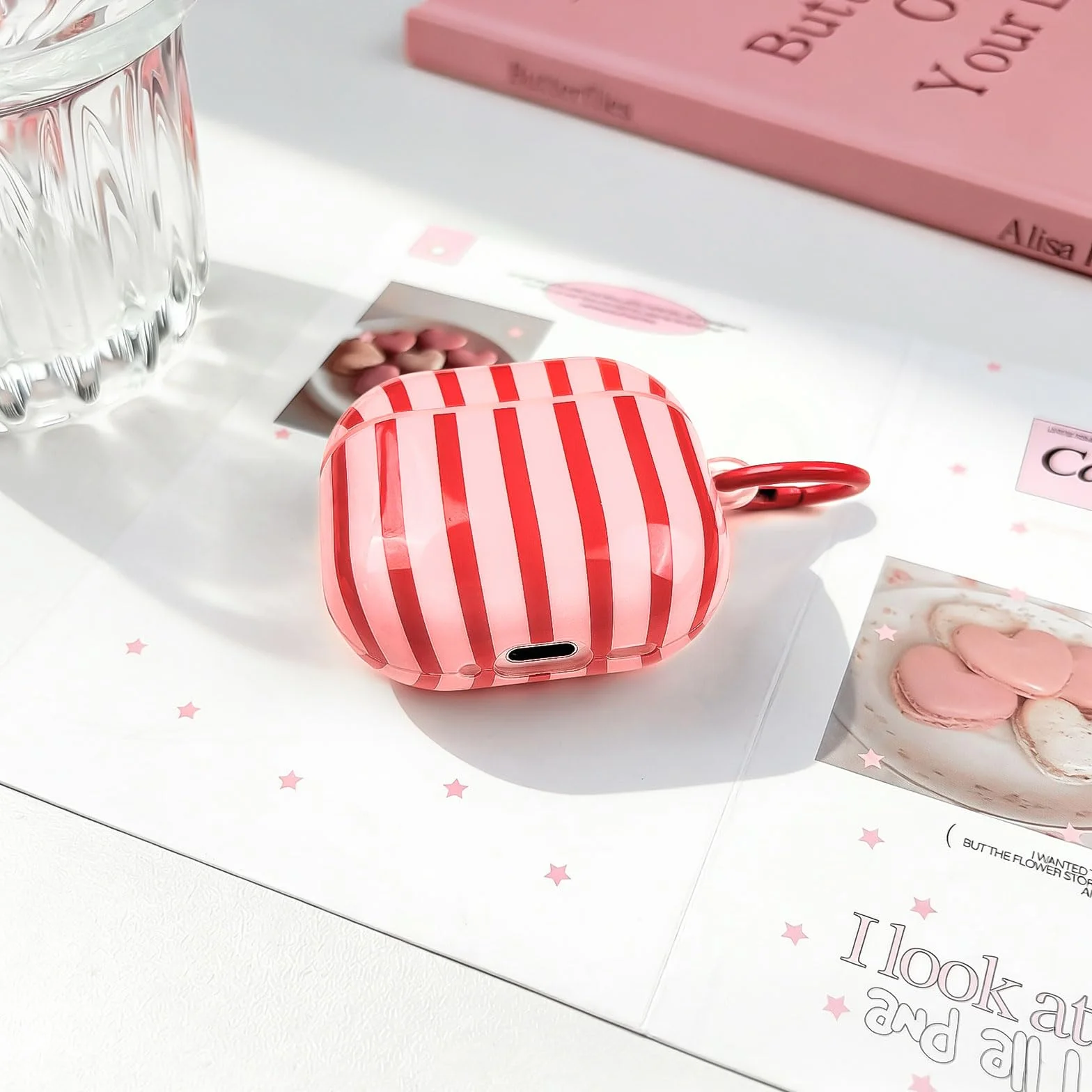 Compatible avec Coque AirPods 4 Génération avec Kit Nettoyage, Étui Housse Mignon Fashion Rayures Motif Esthétique Stripes Design, Antichoc Porte - Clés Couvercle Soft Etui - Rouge