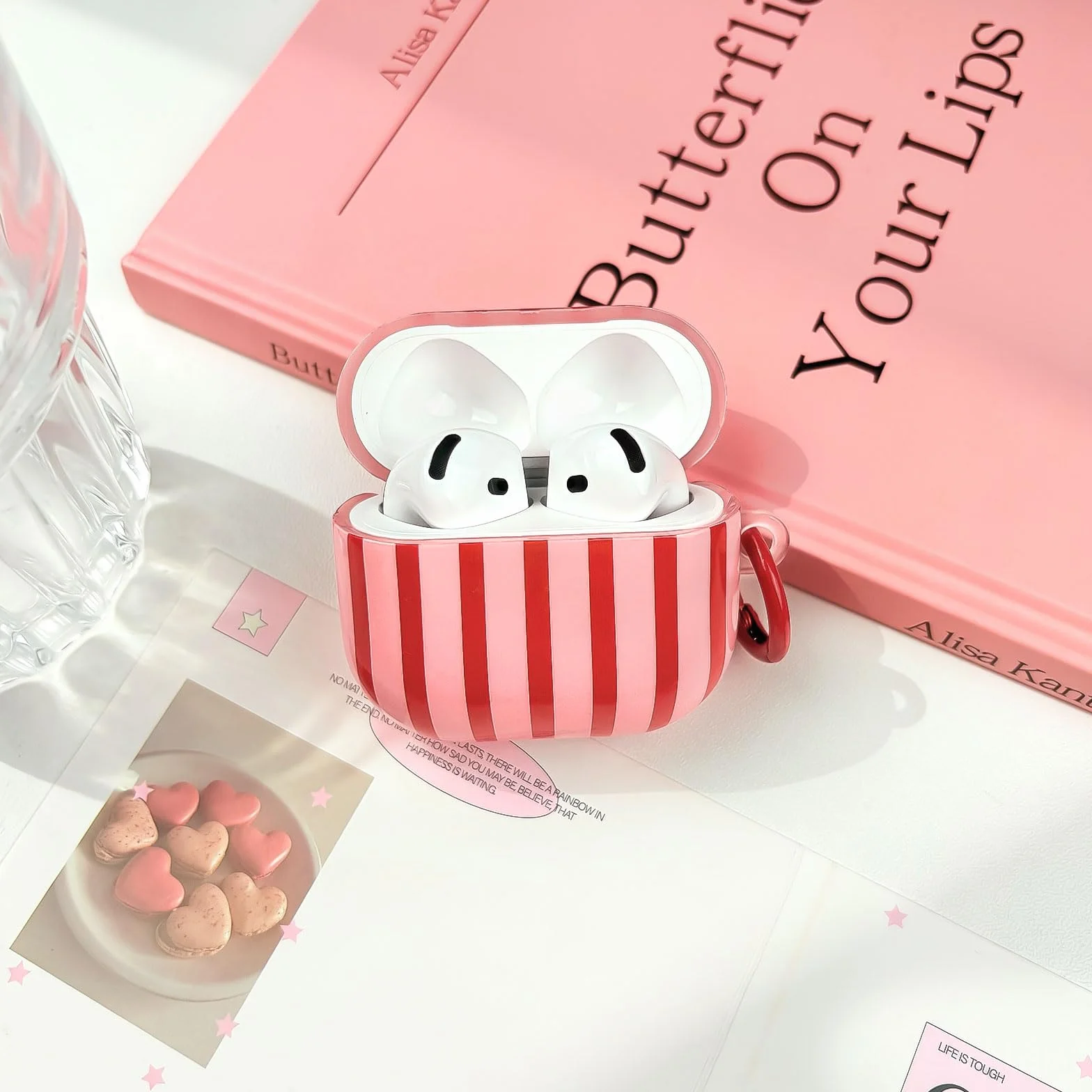 Compatible avec Coque AirPods 4 Génération avec Kit Nettoyage, Étui Housse Mignon Fashion Rayures Motif Esthétique Stripes Design, Antichoc Porte - Clés Couvercle Soft Etui - Rouge