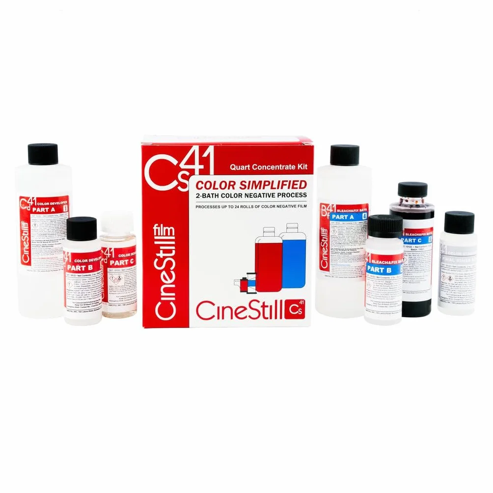 Le Titre proposé est : CineStill CS41 Liquid Developing Quart Kit pour Le Traitement du Film négatif de Couleur C-41