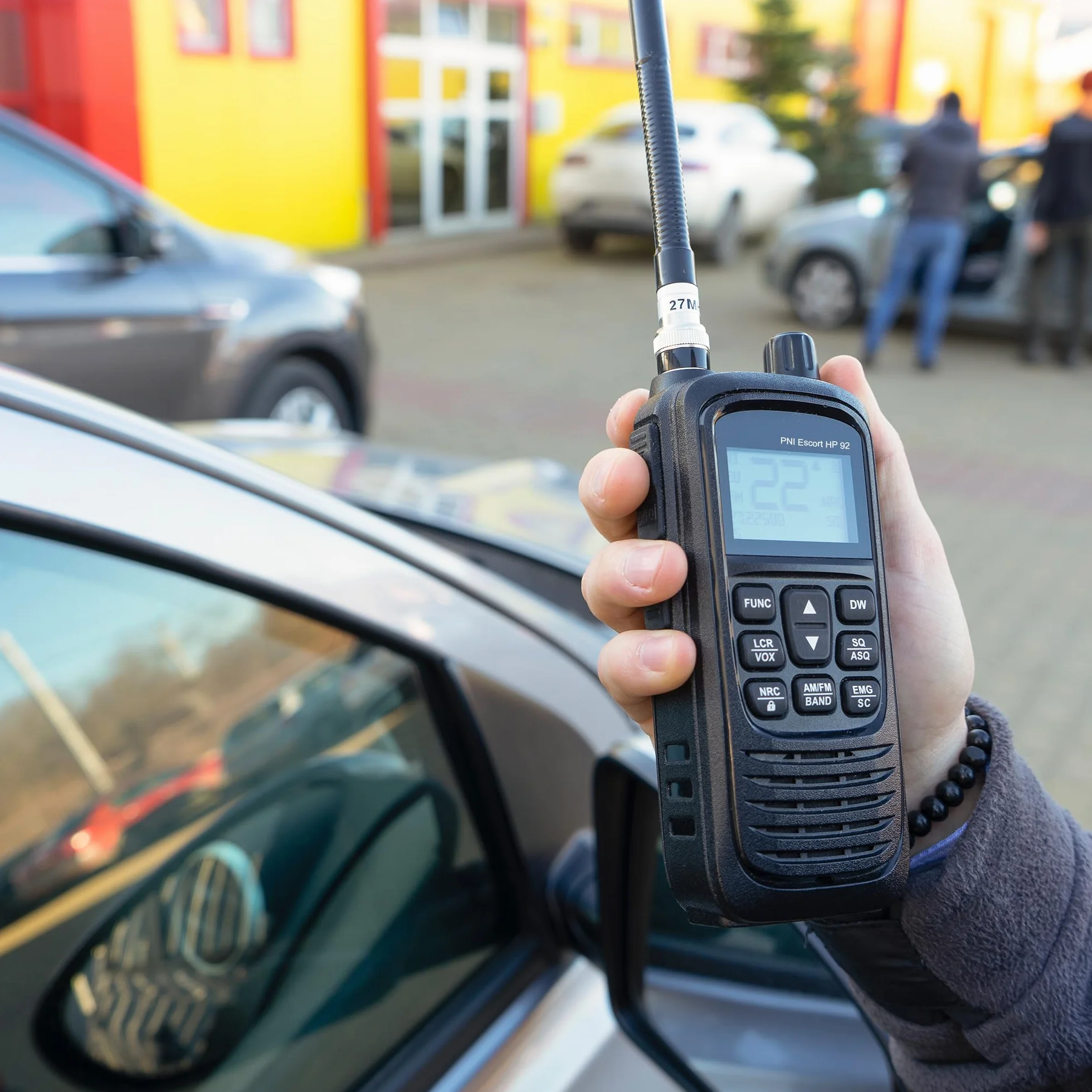 PNI Escort HP 92 CB Radio Portable 4W AM-FM Multistandard 12V-24V