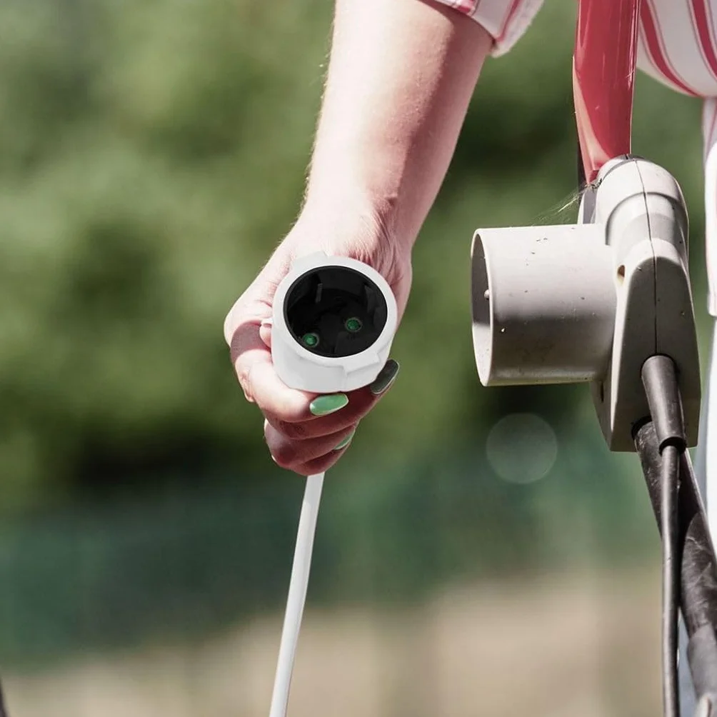 V-TAC Rallonge Électrique 5 MÈTRES - Prise Shuko - Prolongateur Électrique de Câble pour la Maison, Le Bureau, Le Magasin, Le Travail - Super résistante - Charge maximale 3680W