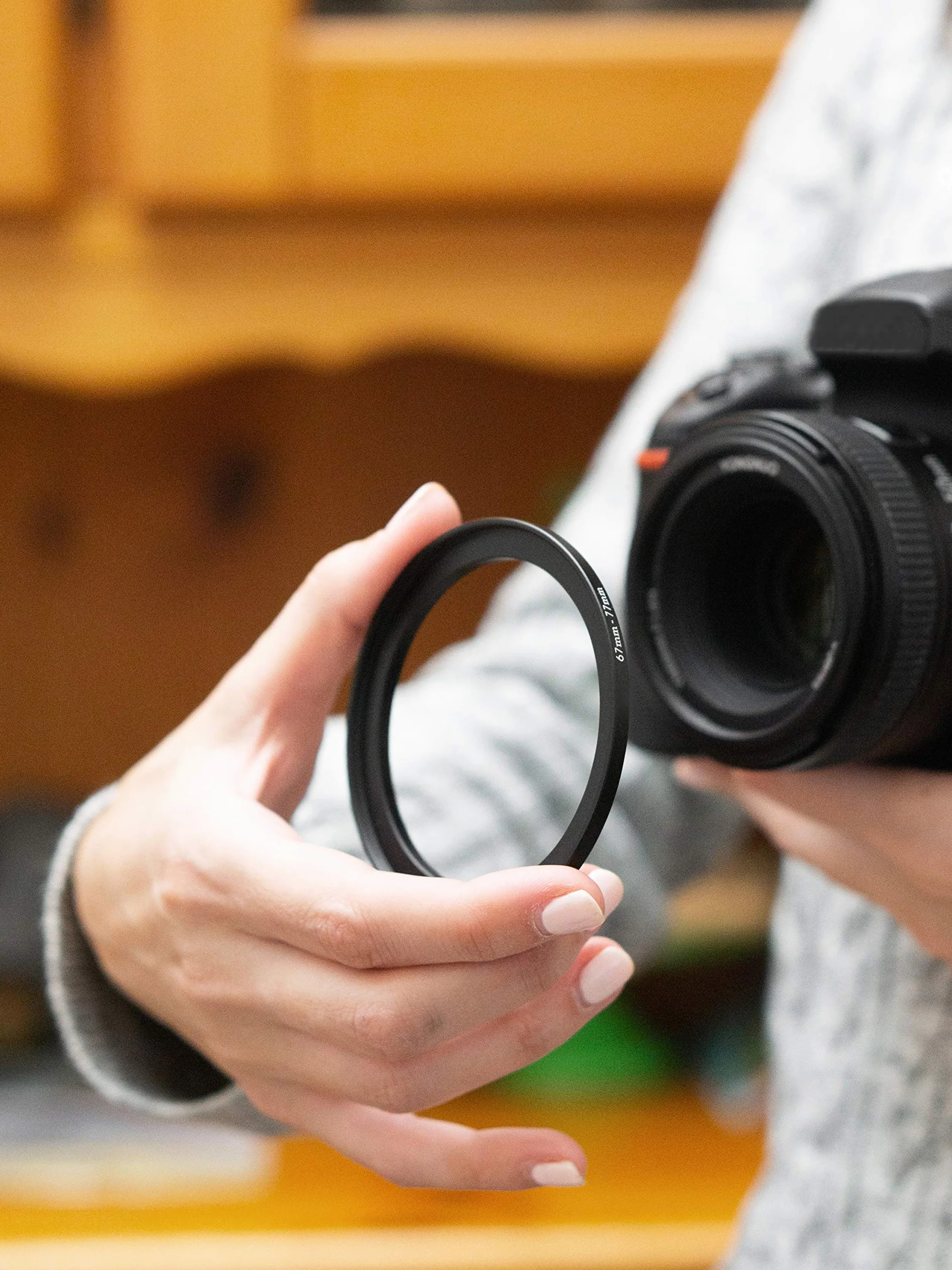 Step UP Filter Adapter Anneau Adaptateur de Filtre Bague d'adaptation. pour Les lentilles et Les filtres. Fabriqué en métal de Haute qualité. Très Mince et Robuste. (58mm – 77mm)